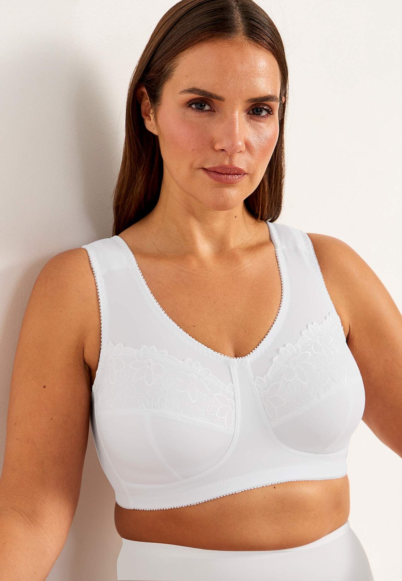 Soft bra with embroidery Lily 2-pack