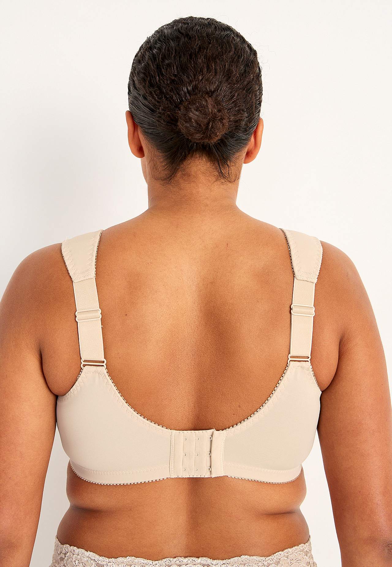 Soft bra with embroidery Lily 2-pack