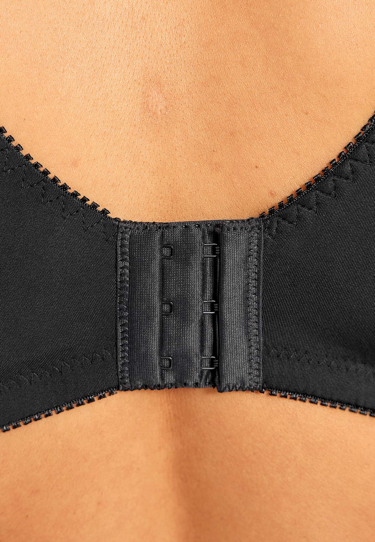 Soft bra with embroidery Lily 2-pack