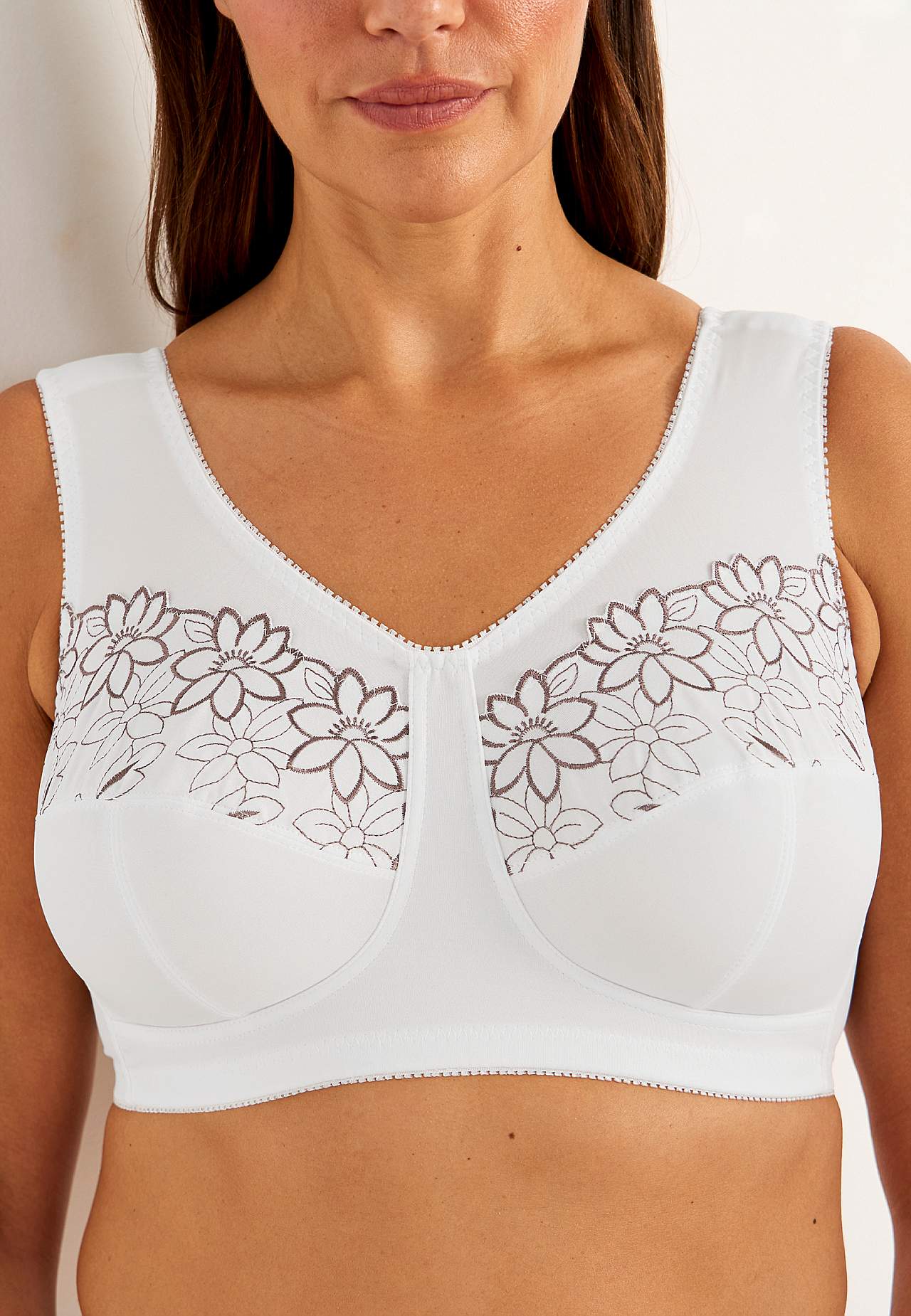 Soft bra with embroidery Lily 2-pack