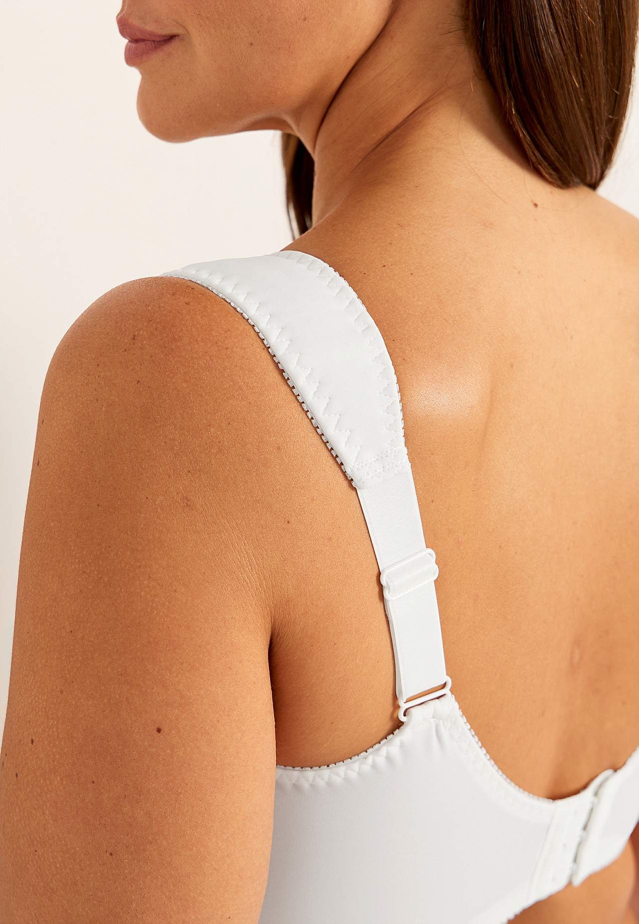 Soft bra with embroidery Lily 2-pack