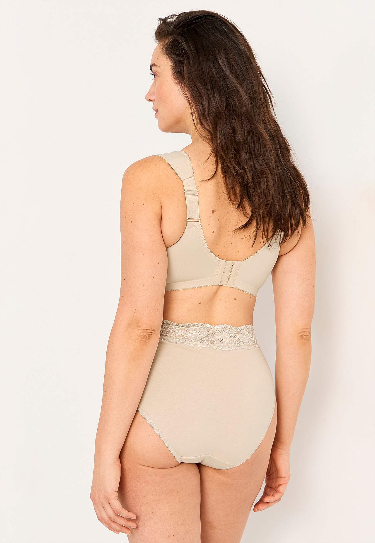 Soft bra with embroidery Lily 2-pack