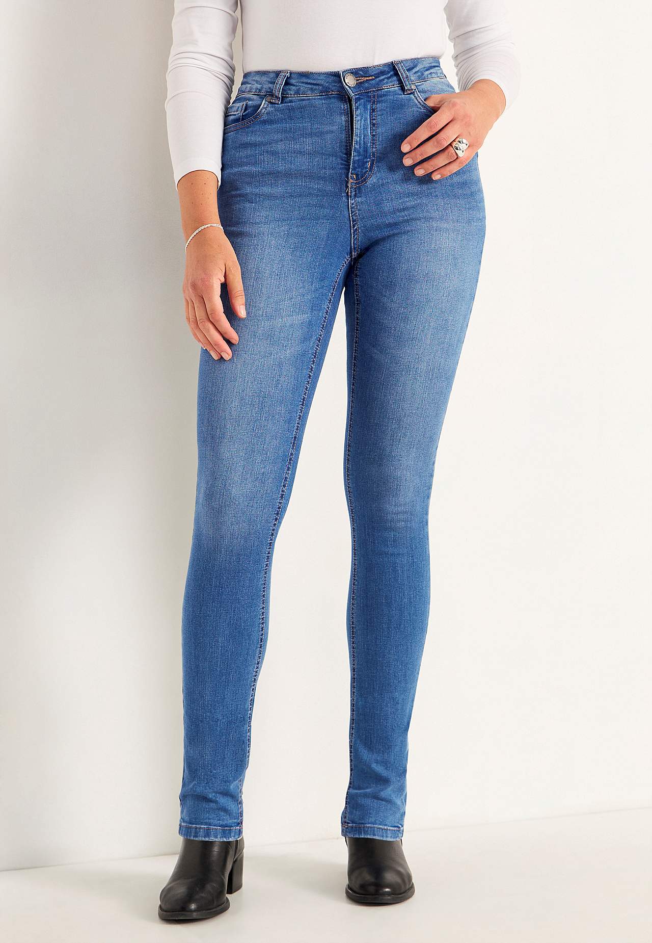 Jeans in denim with superstretch Ella