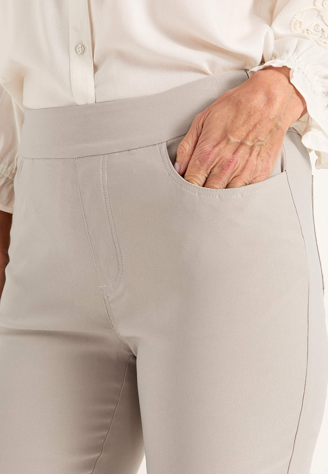 Super comfortable capri trousers