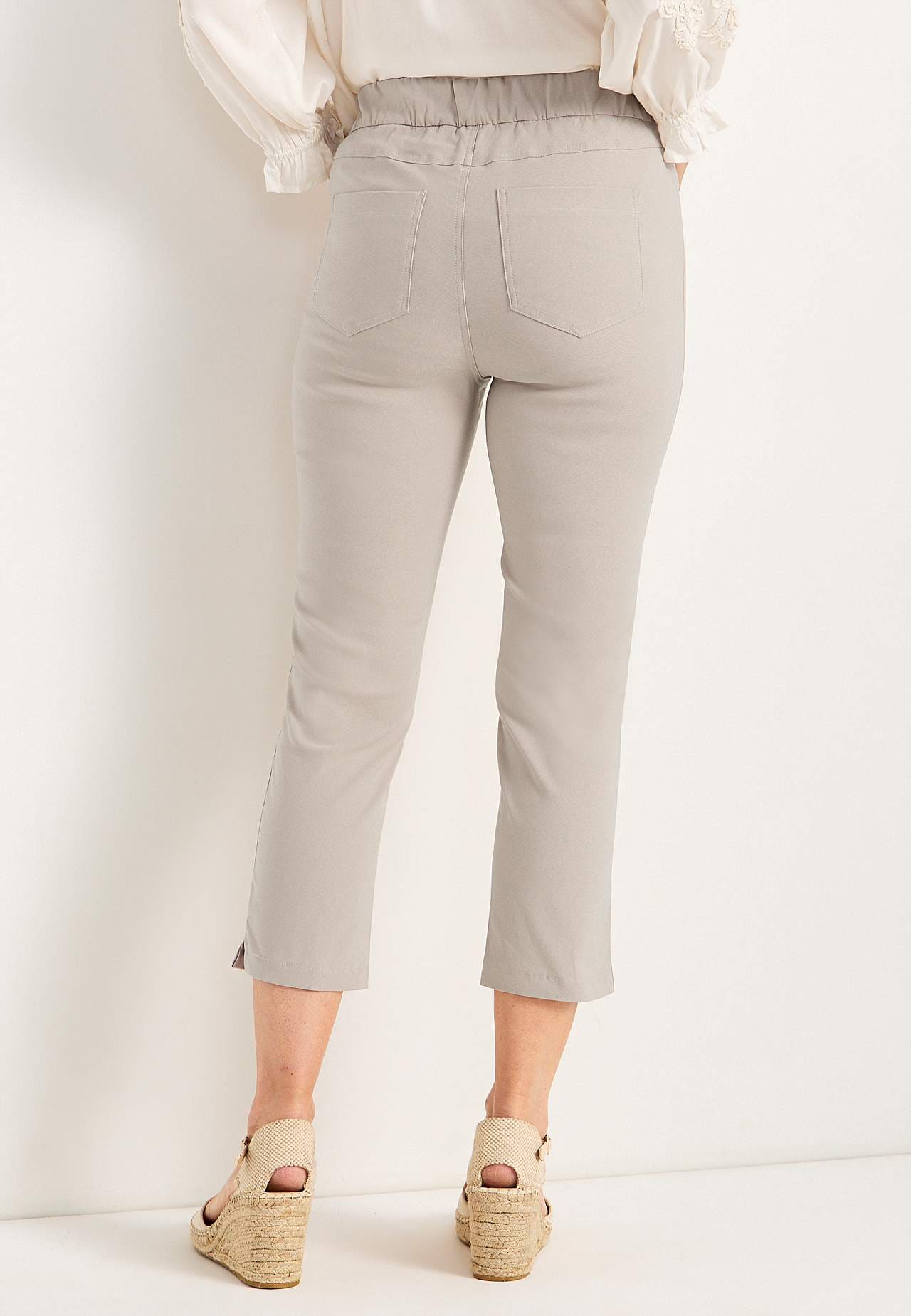 Super comfortable capri trousers