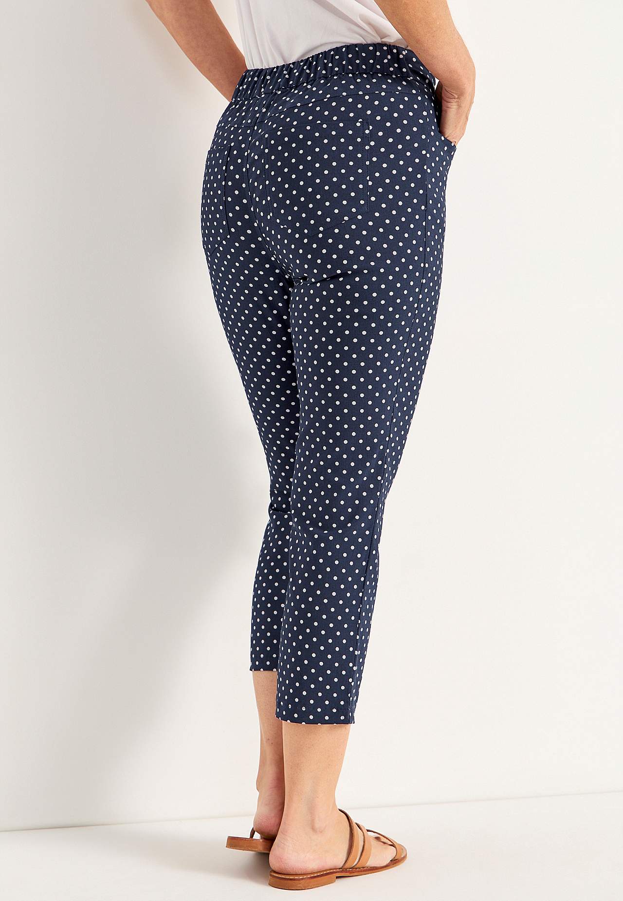 Super comfortable capri trousers