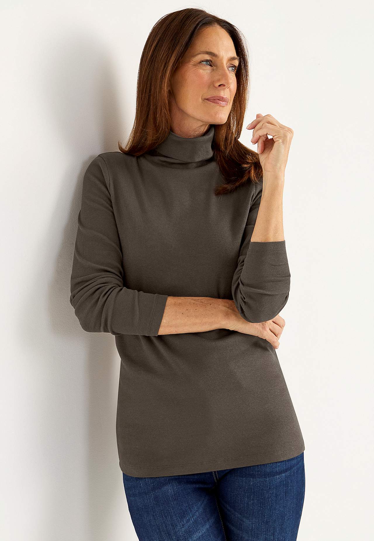 Ribbed roll-neck in organic cotton