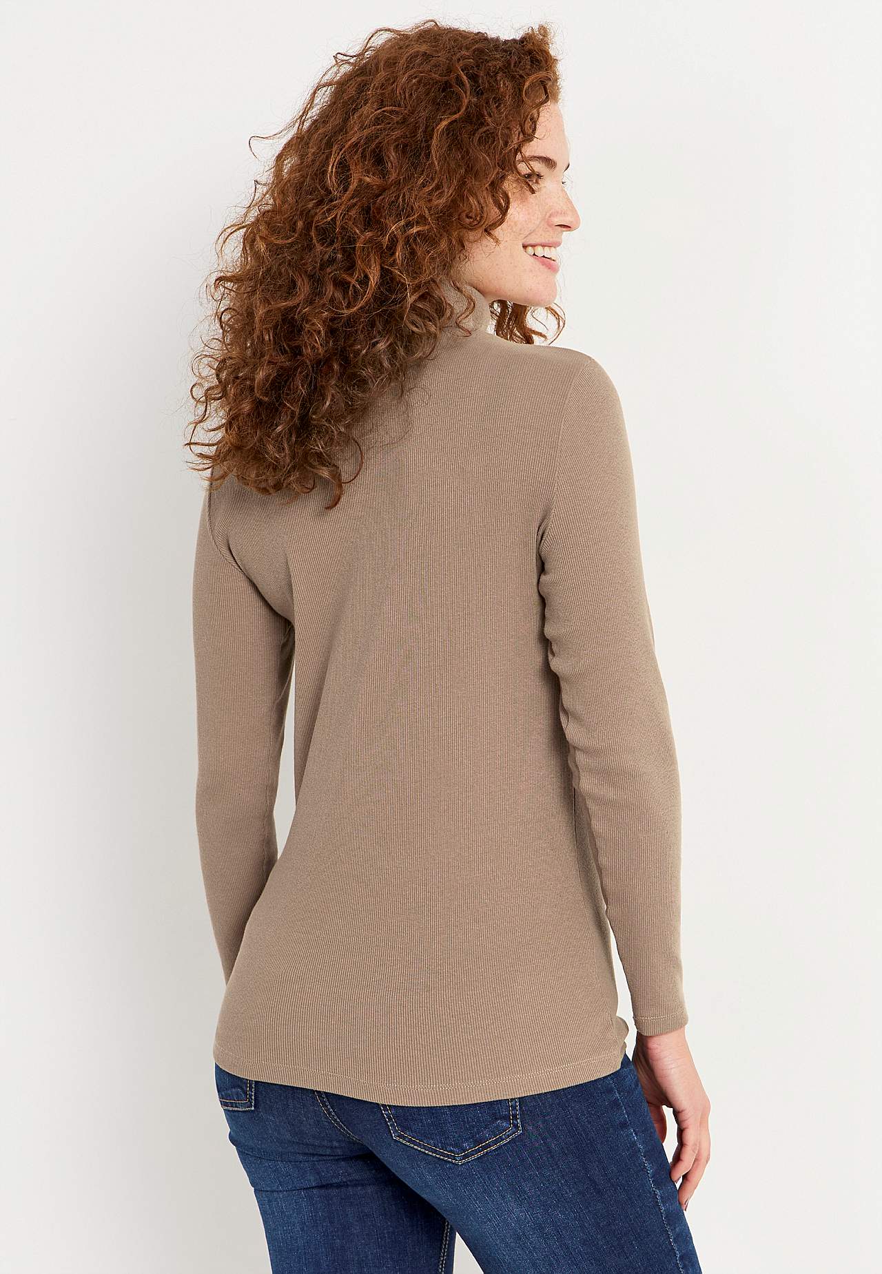 Ribbed roll-neck in organic cotton