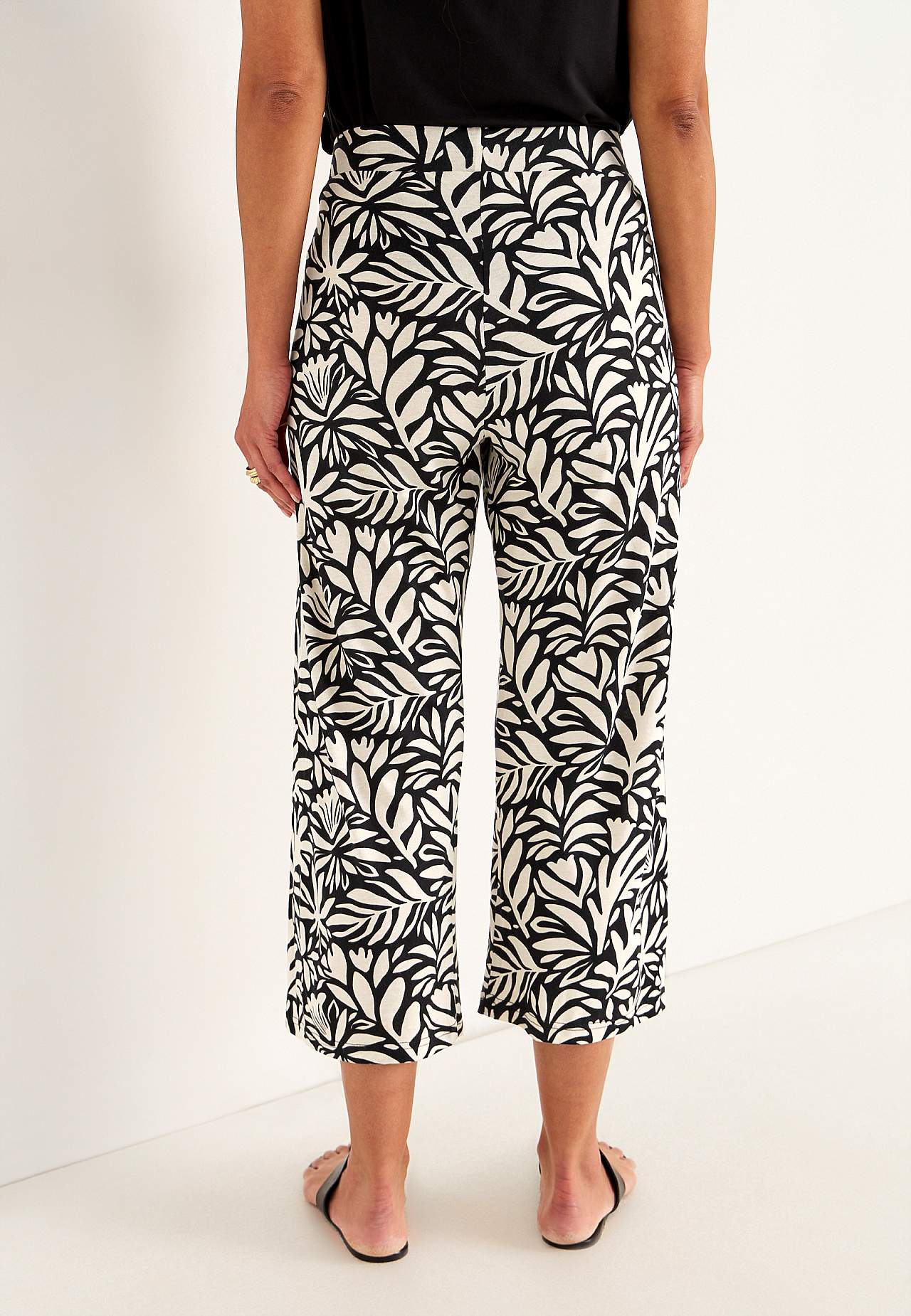 Jersey pants in soft cotton and modal blend