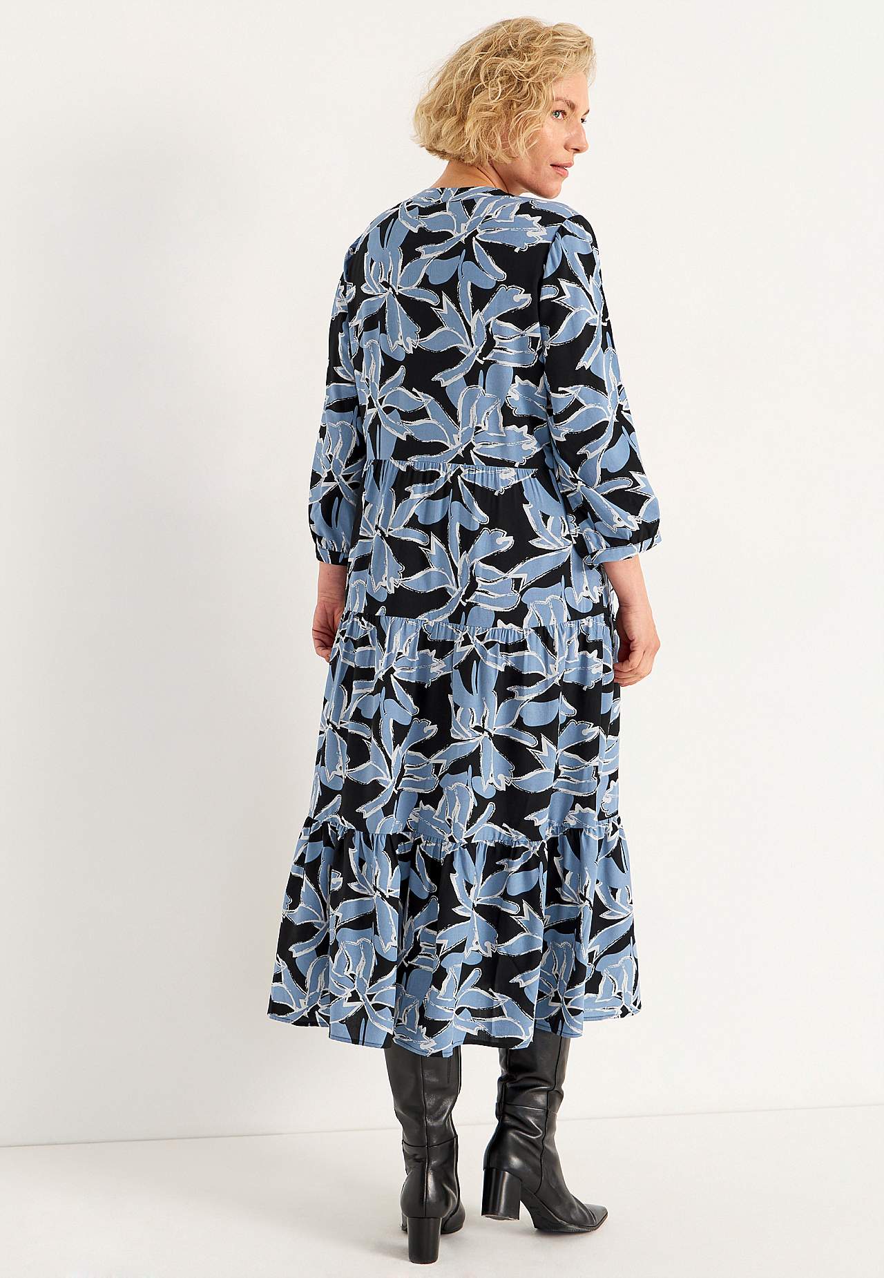 Dress with flounces