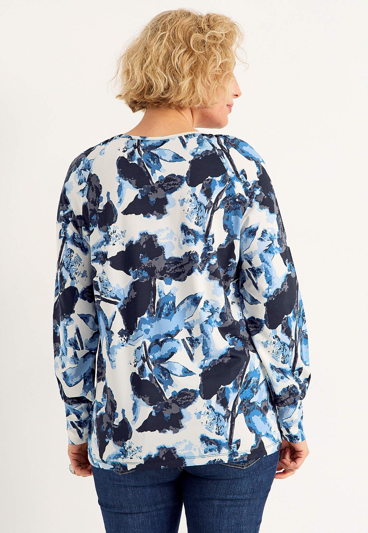 Patterned jersey top with wide cuffs