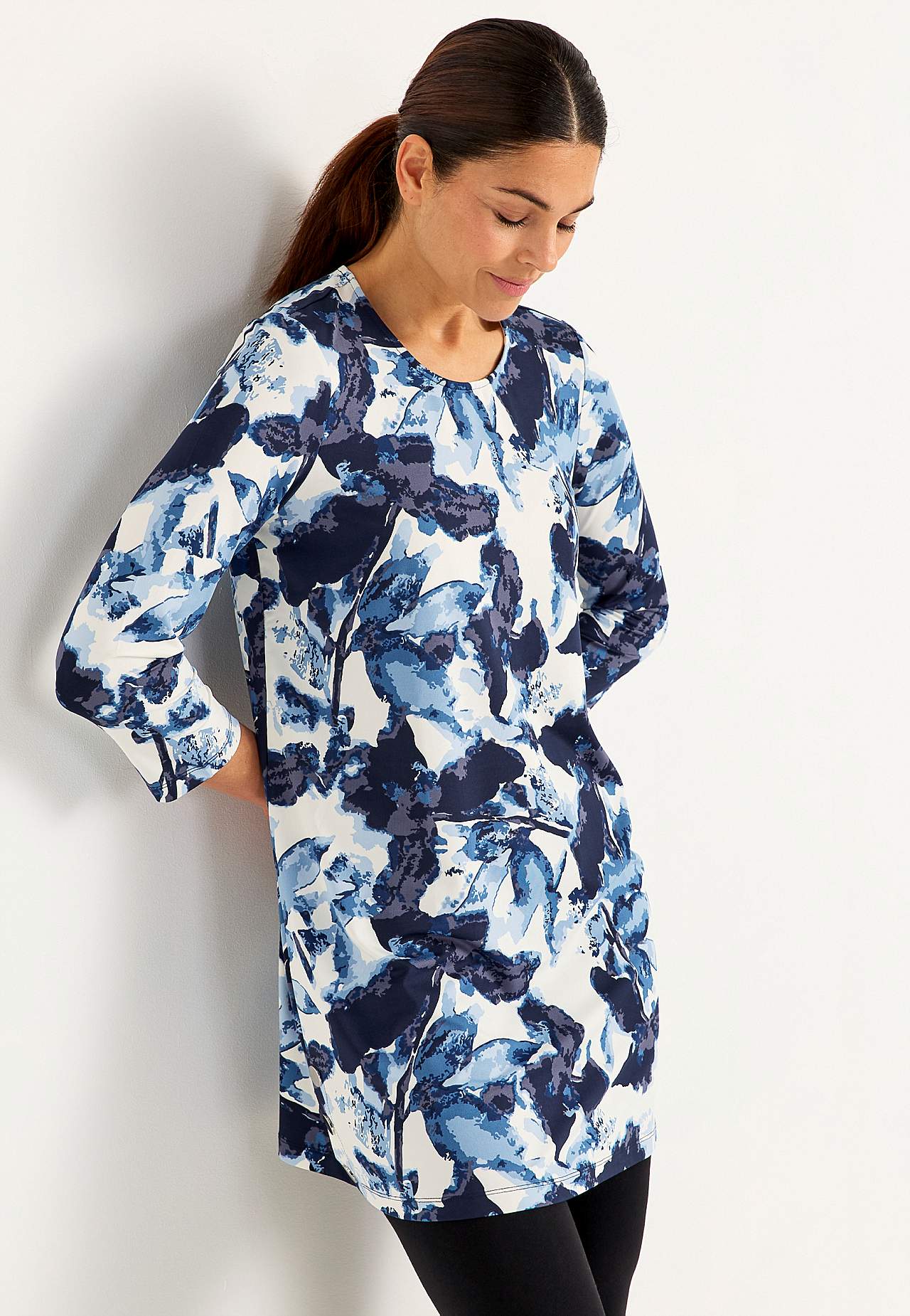 Jersey tuniq with buttons