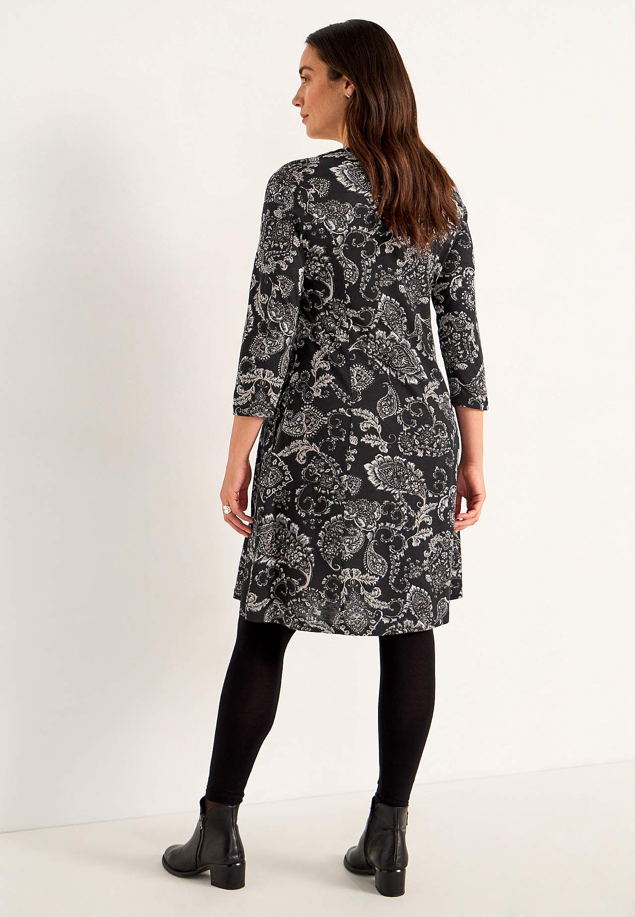 Patterned jersey dress with pockets