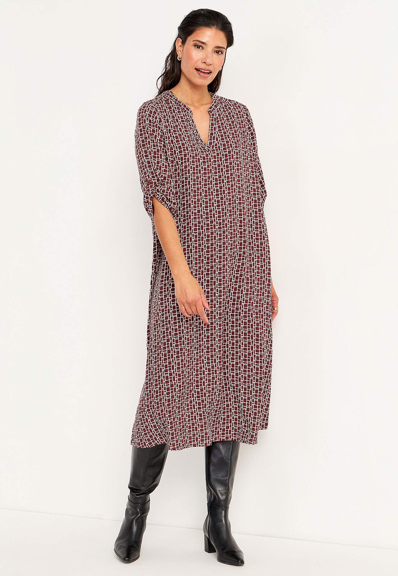 V-neck, woven dress