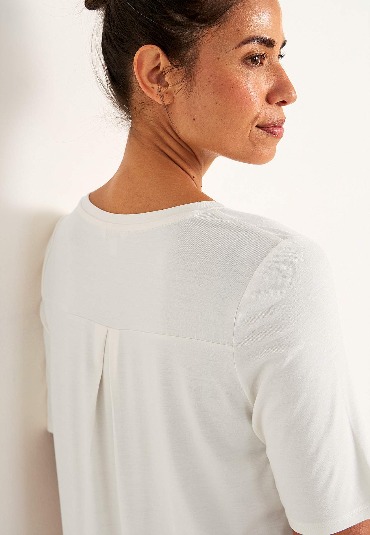 Jersey top with short sleeves