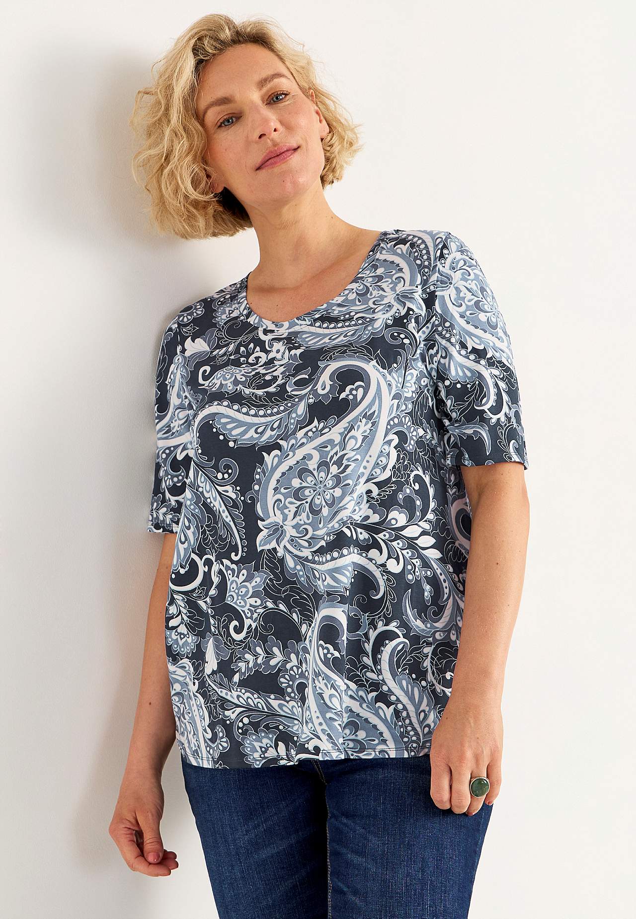 Jersey top with short sleeves