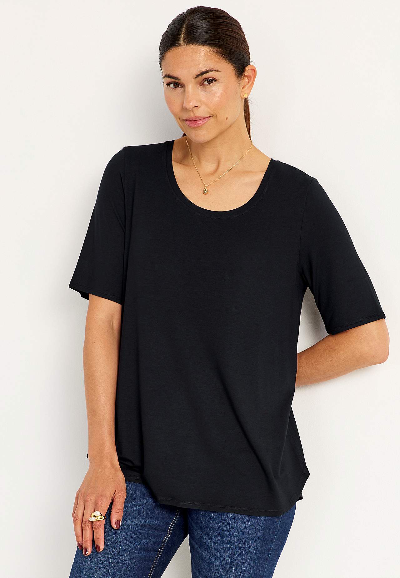 Jersey top with short sleeves