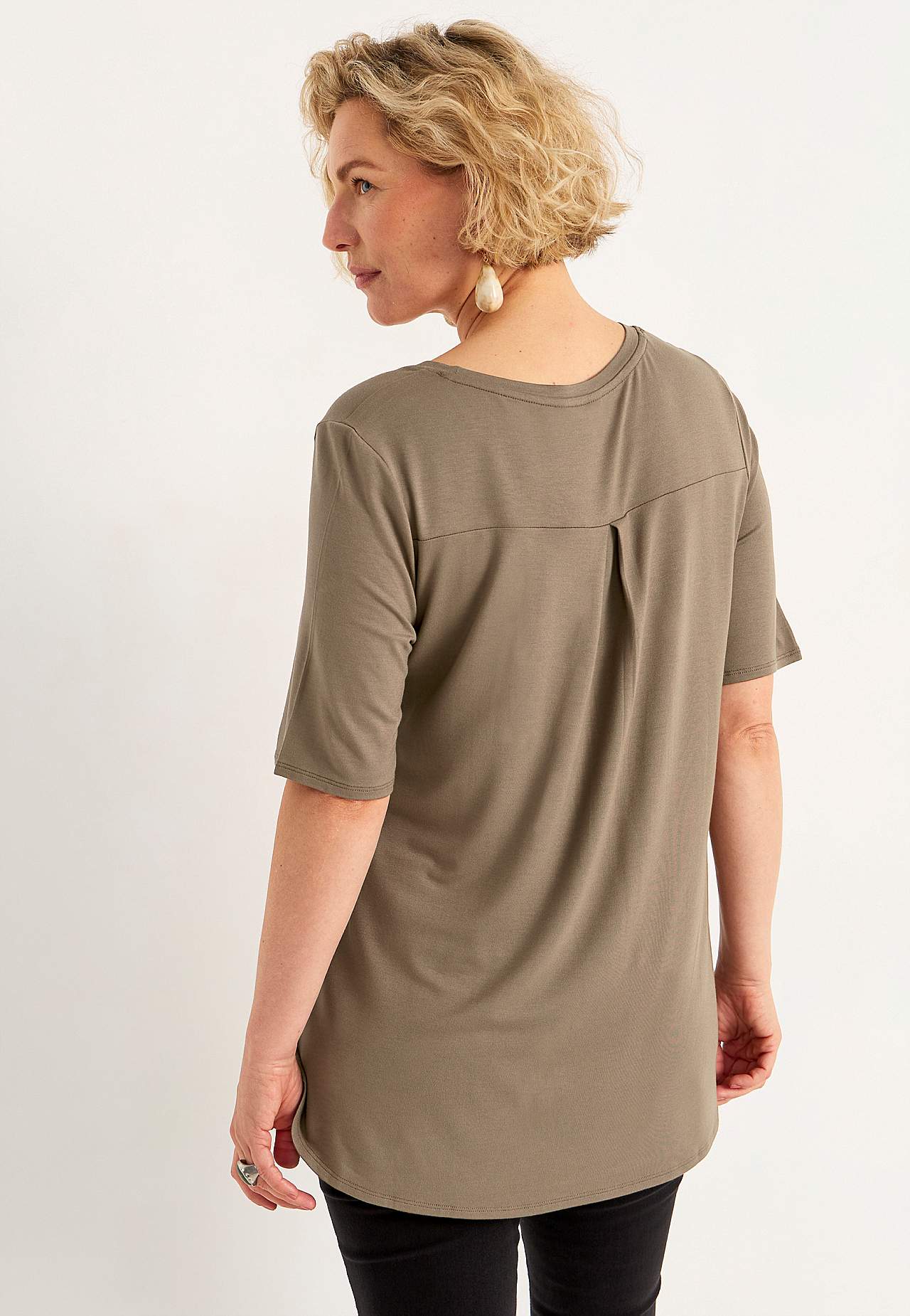 Jersey top with short sleeves
