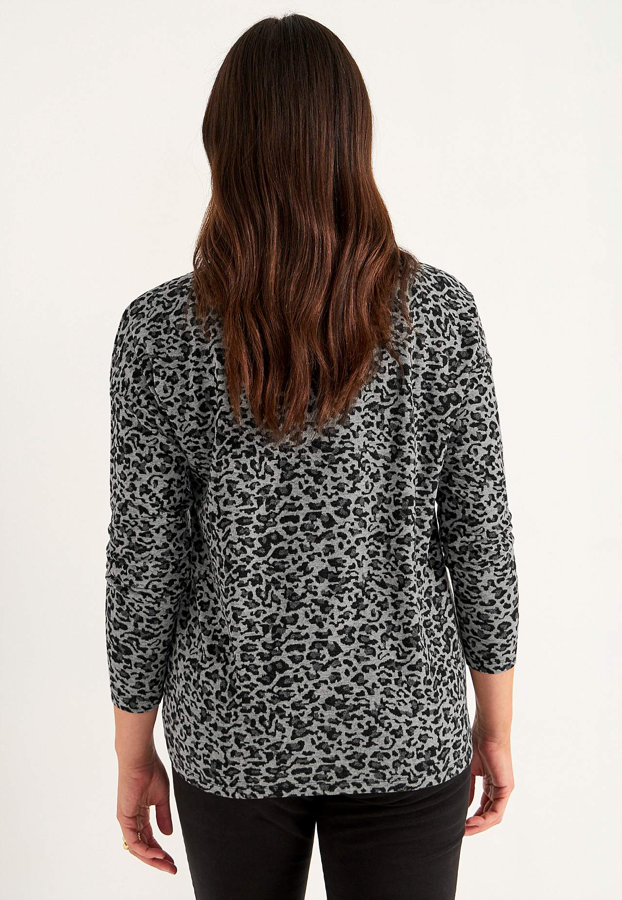 Super soft, long-sleeved jersey top