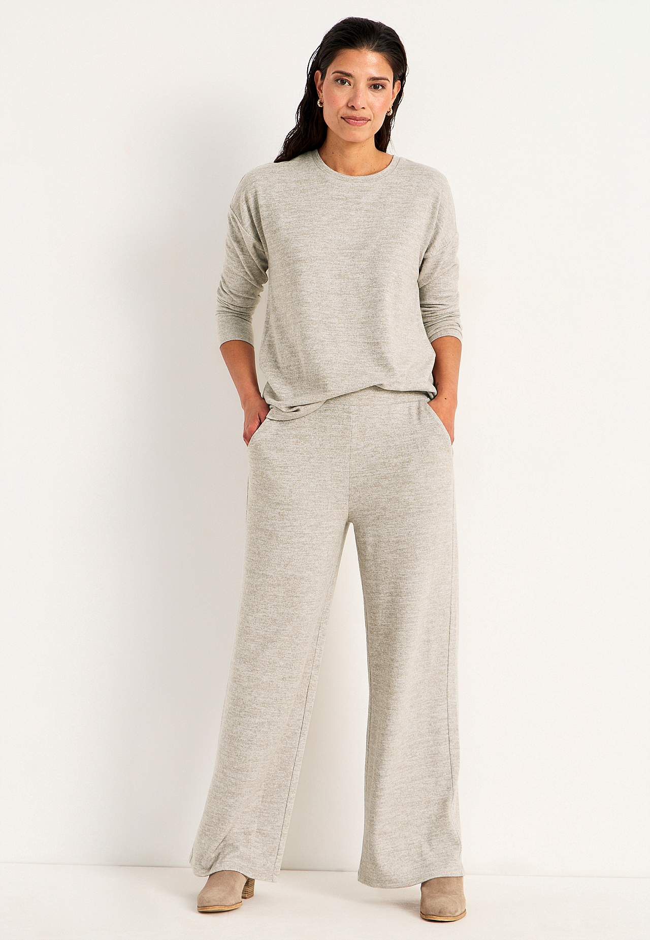 Super soft, long-sleeved jersey top