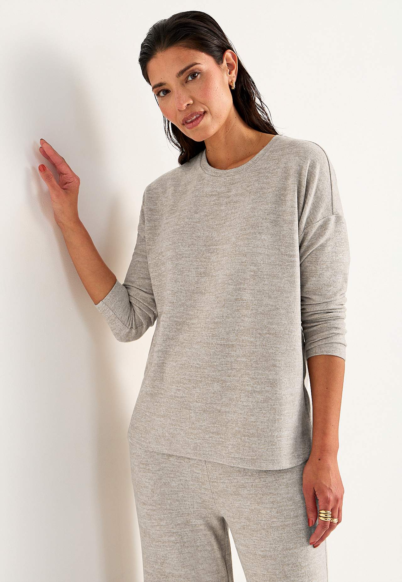 Super soft, long-sleeved jersey top