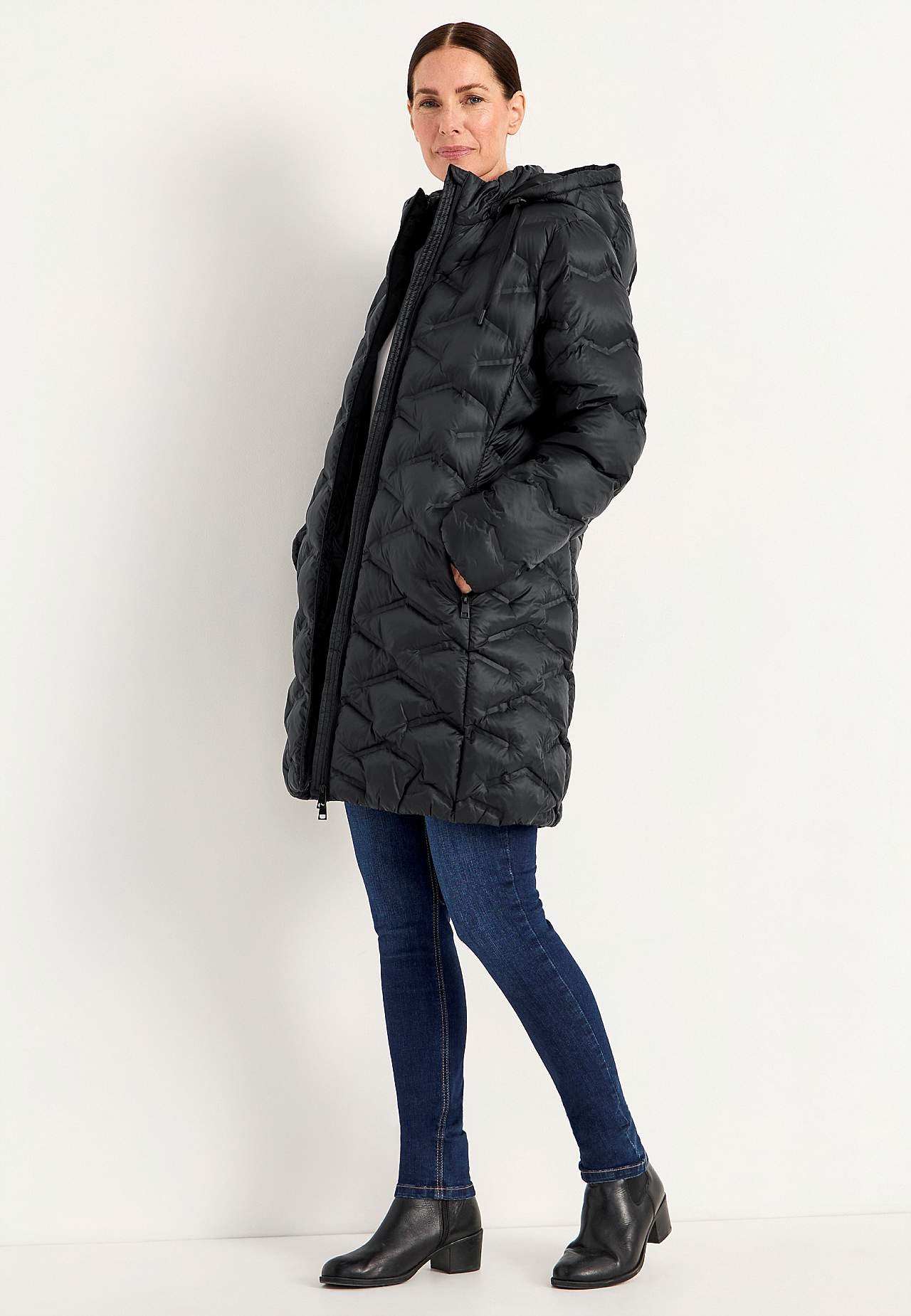 Jacket with down feel