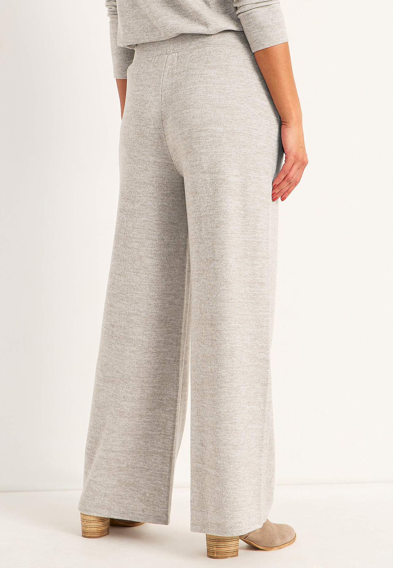 Wide jersey pants with pockets
