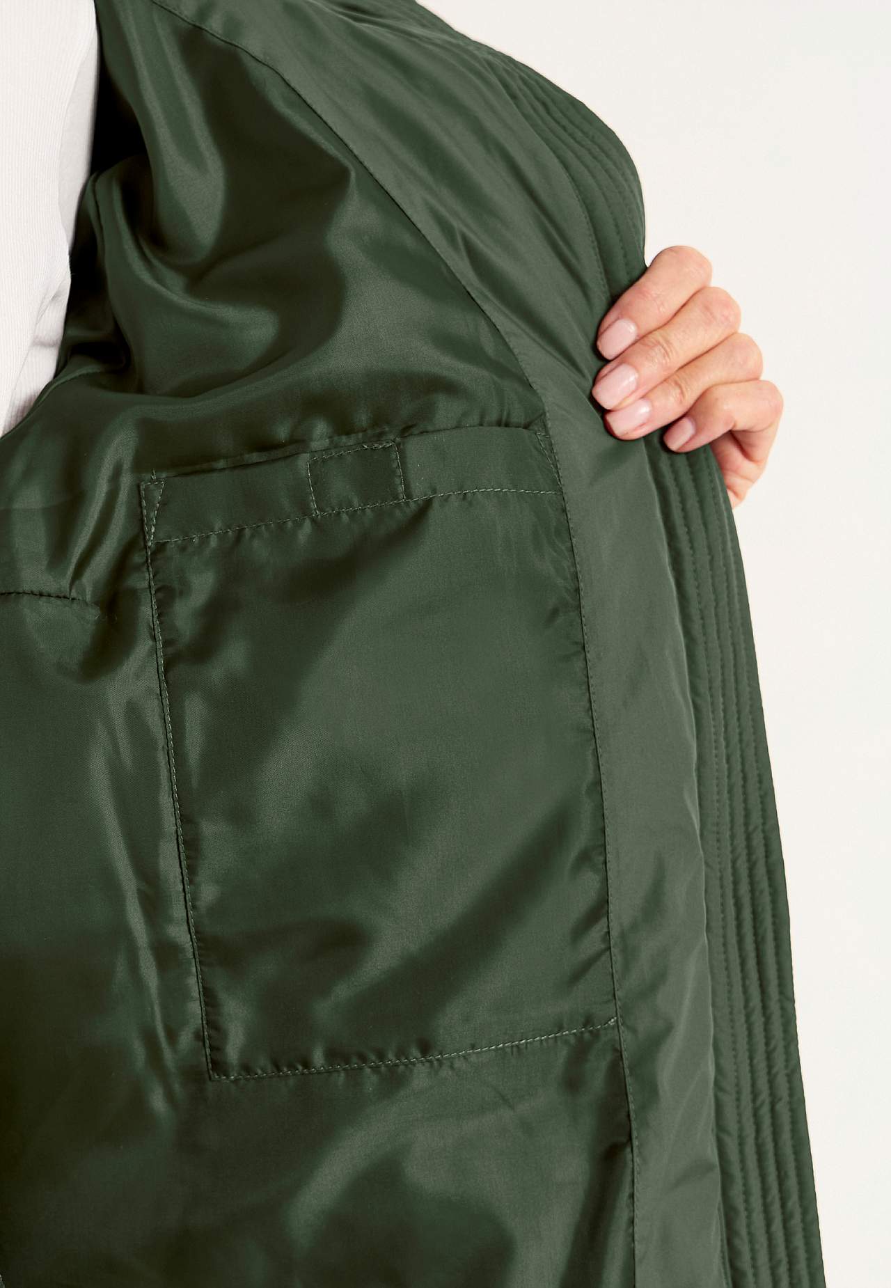 Long jacket with fluffy padding