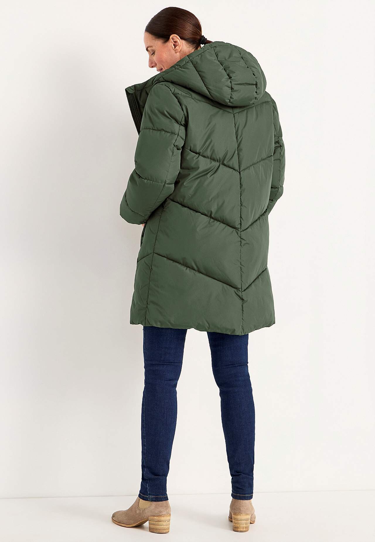 Long jacket with fluffy padding