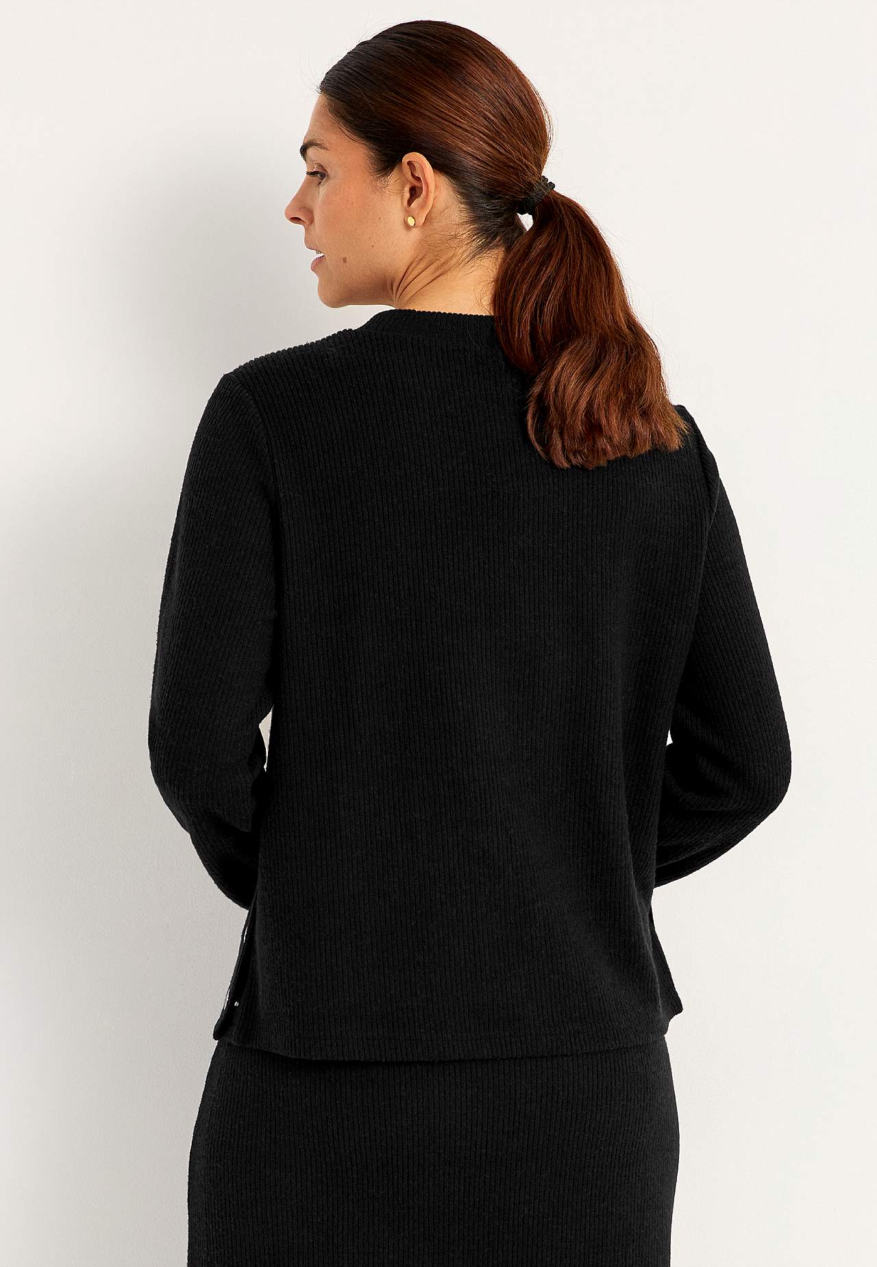Super soft sweater with buttons