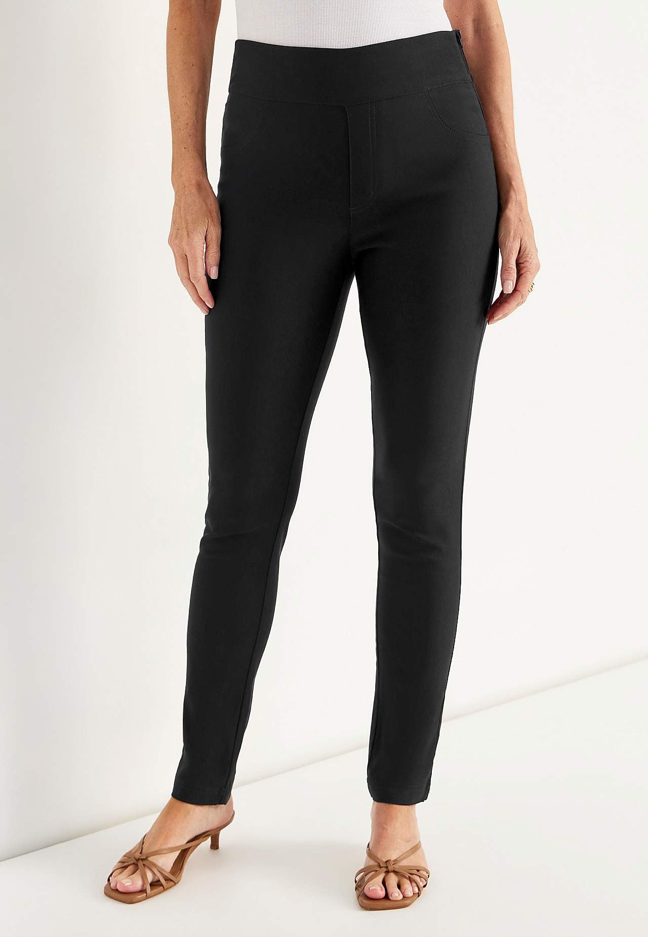 Trousers in bengaline with slim legs