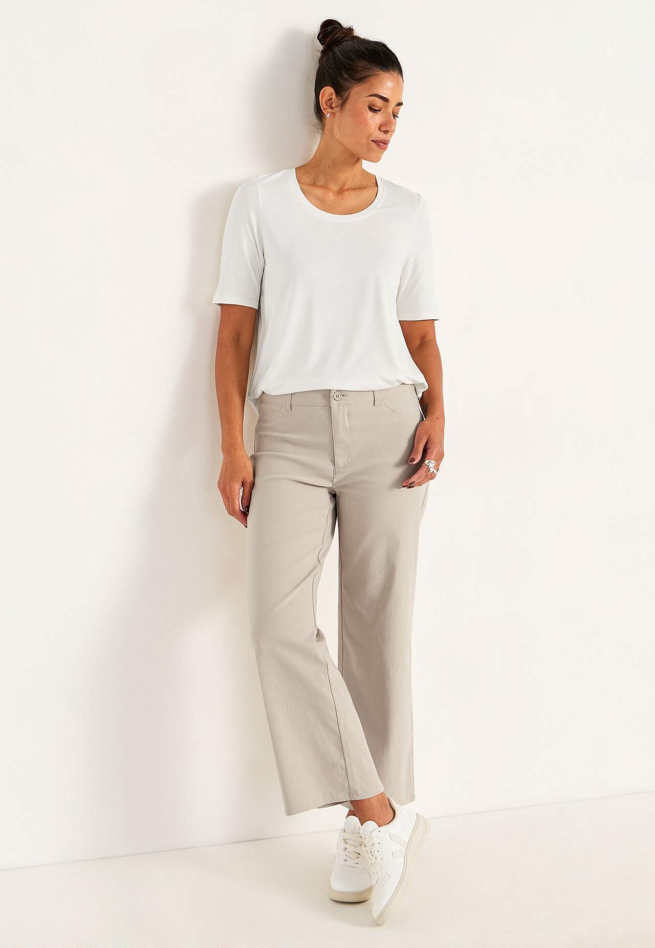 Wide ankle trousers in bengaline