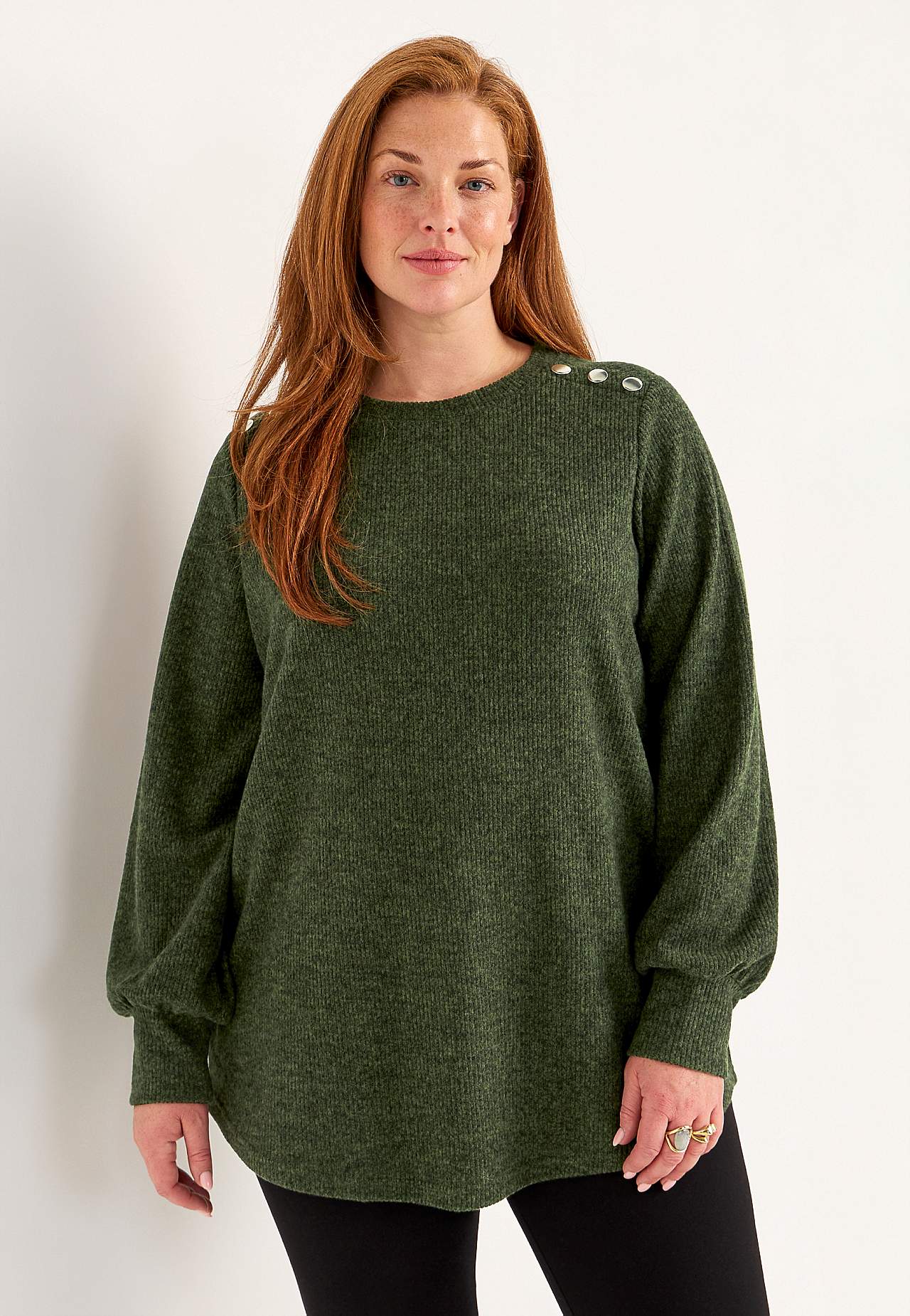 Knitted, soft jumper