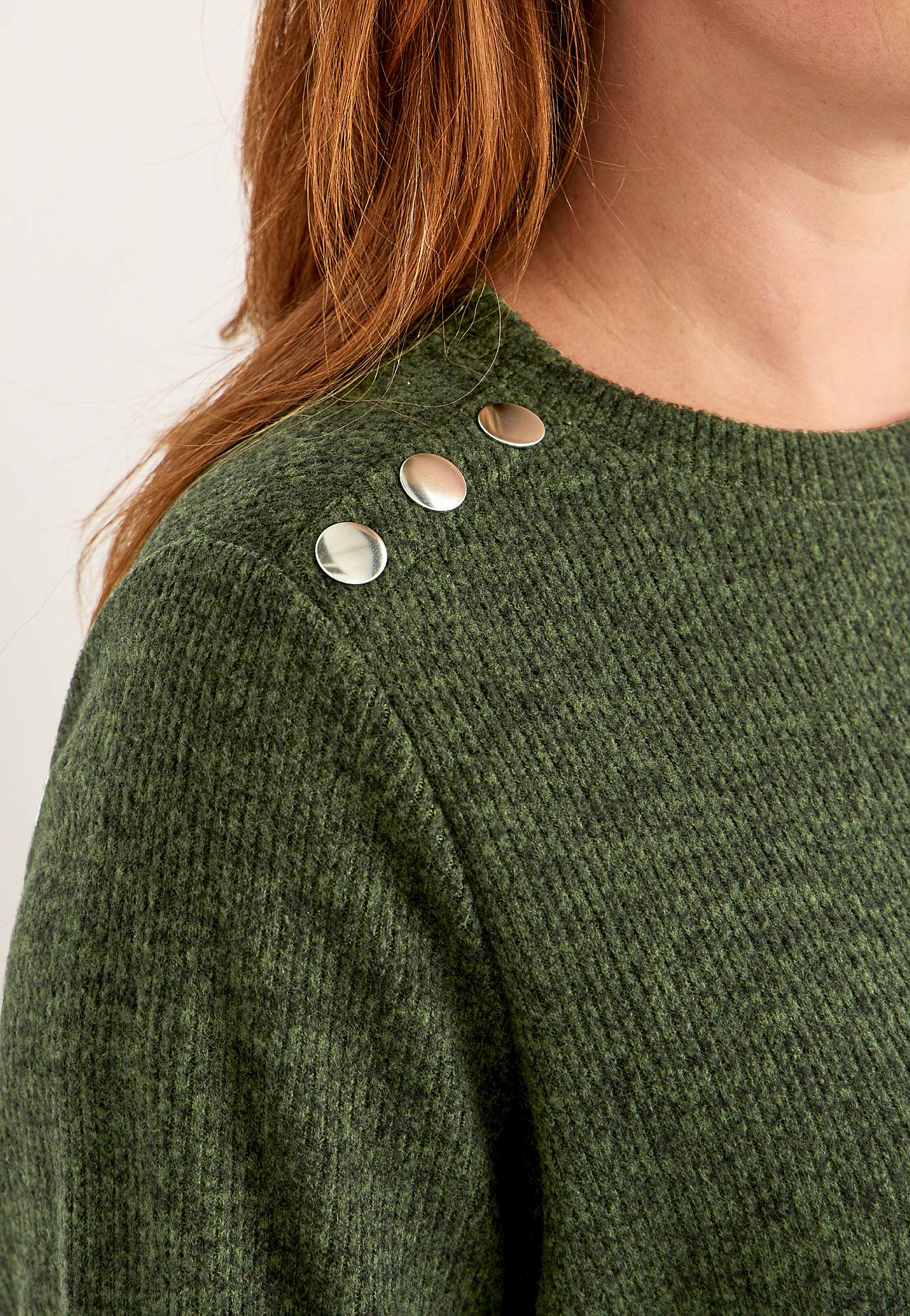 Knitted, soft jumper