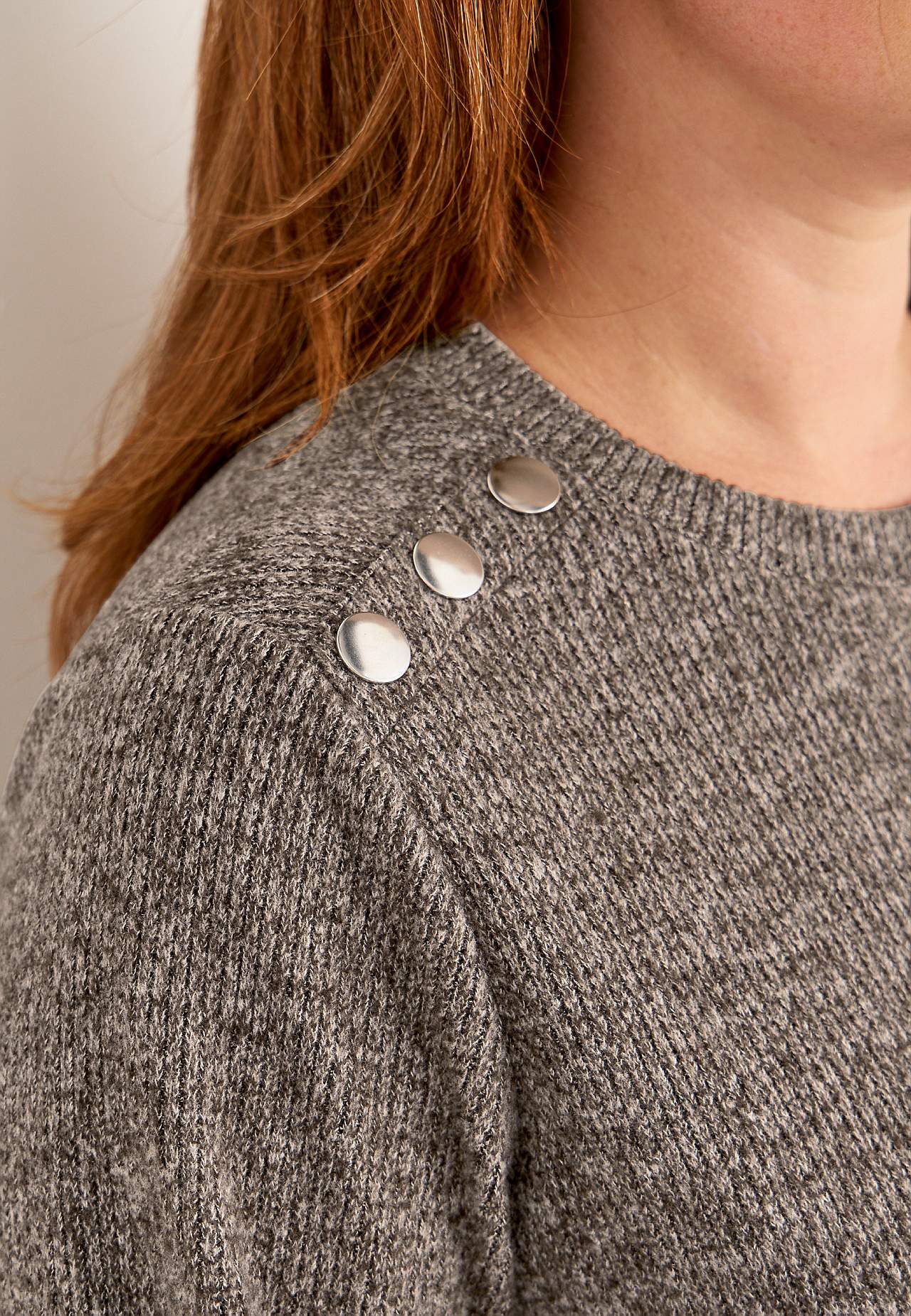 Knitted, soft jumper