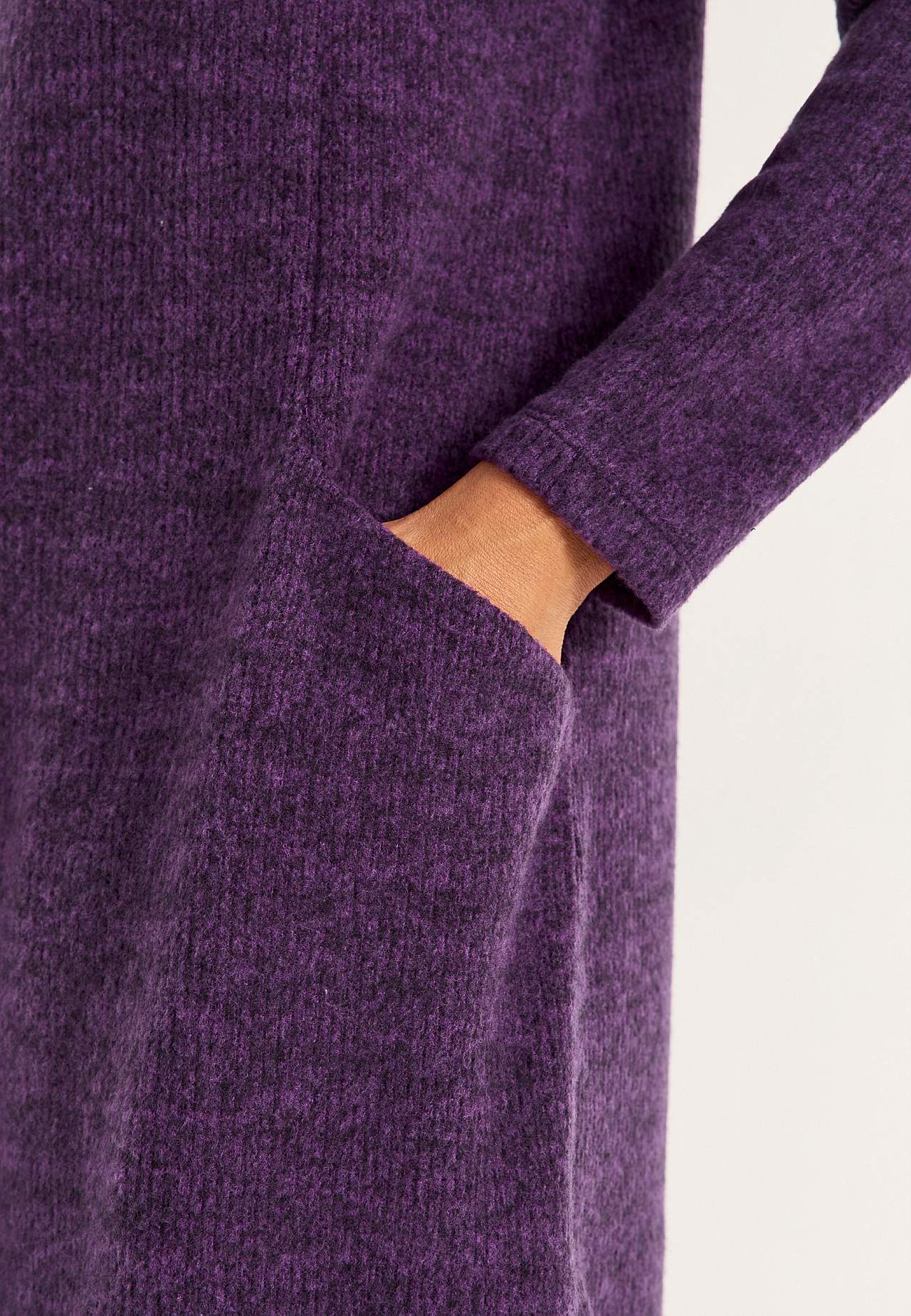 Super soft dress with pockets