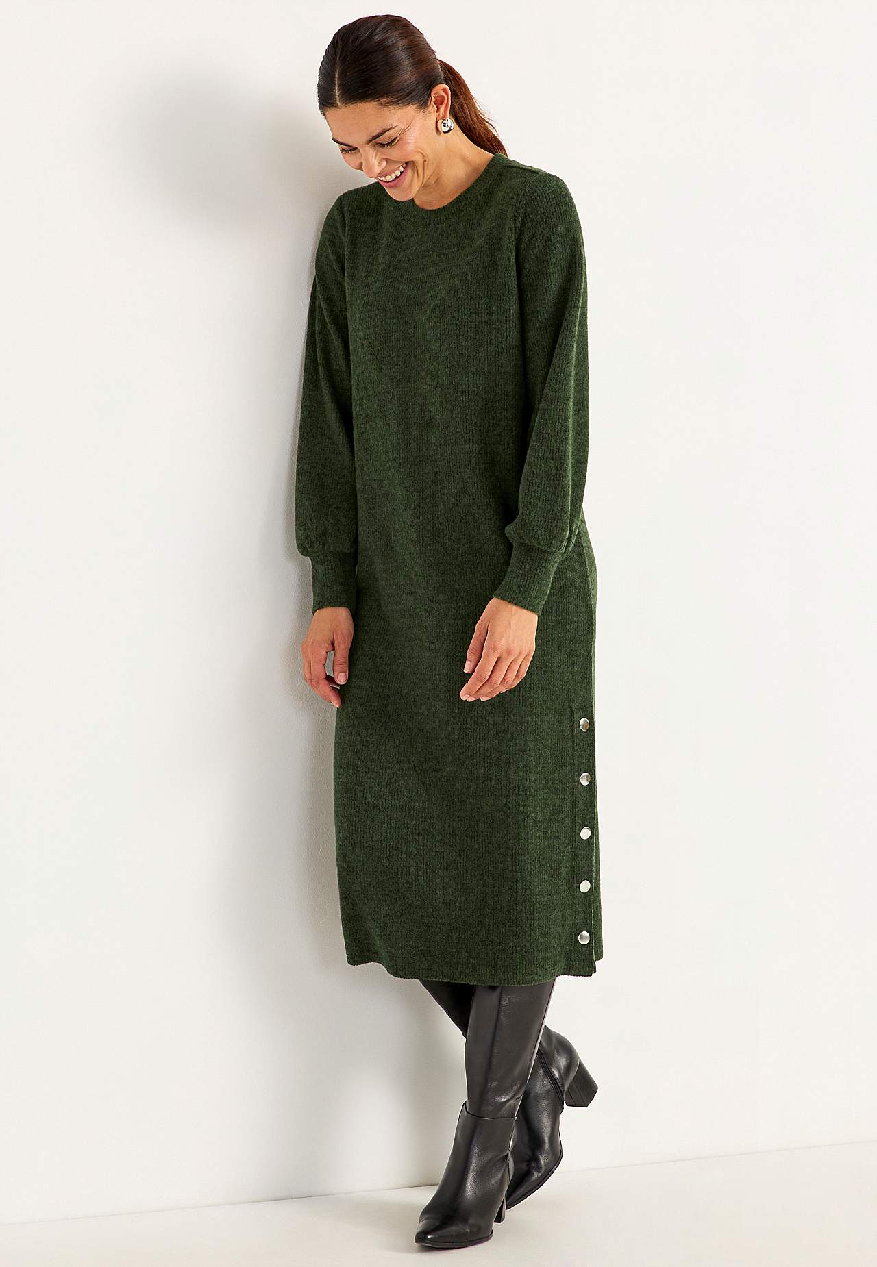 Super soft dress with buttons