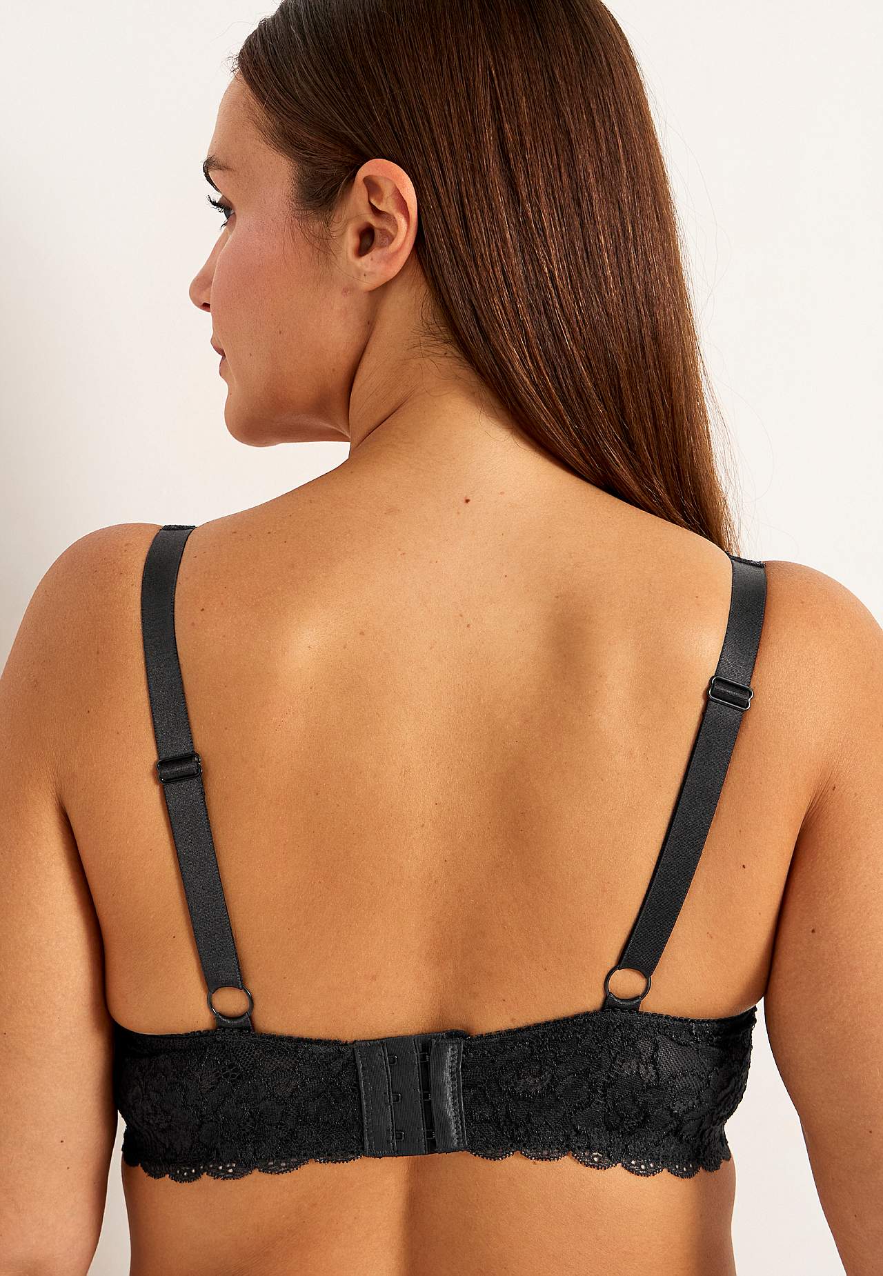 Push-up bra