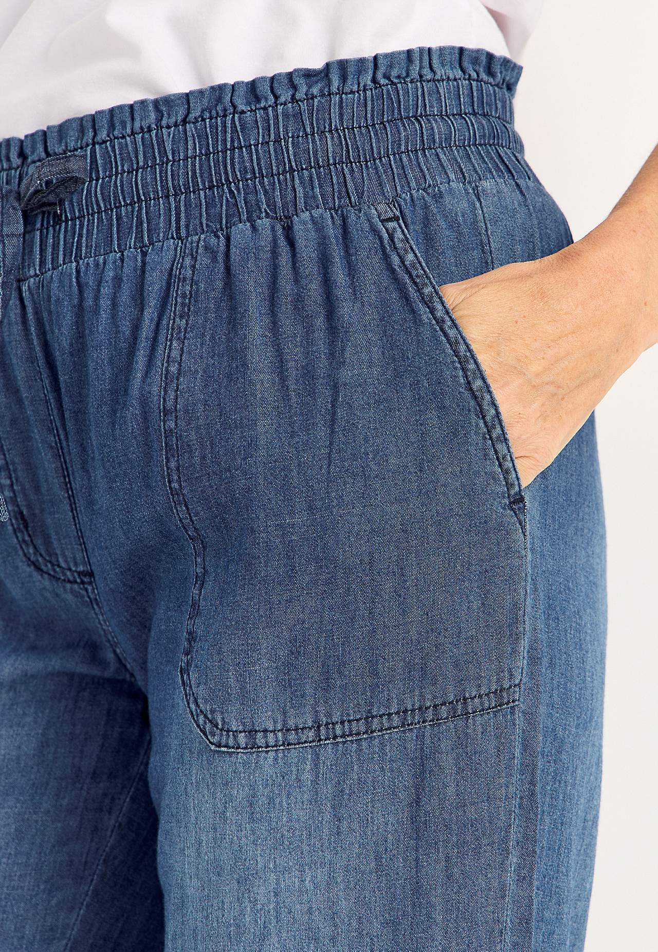 Long trousers in soft washed denim