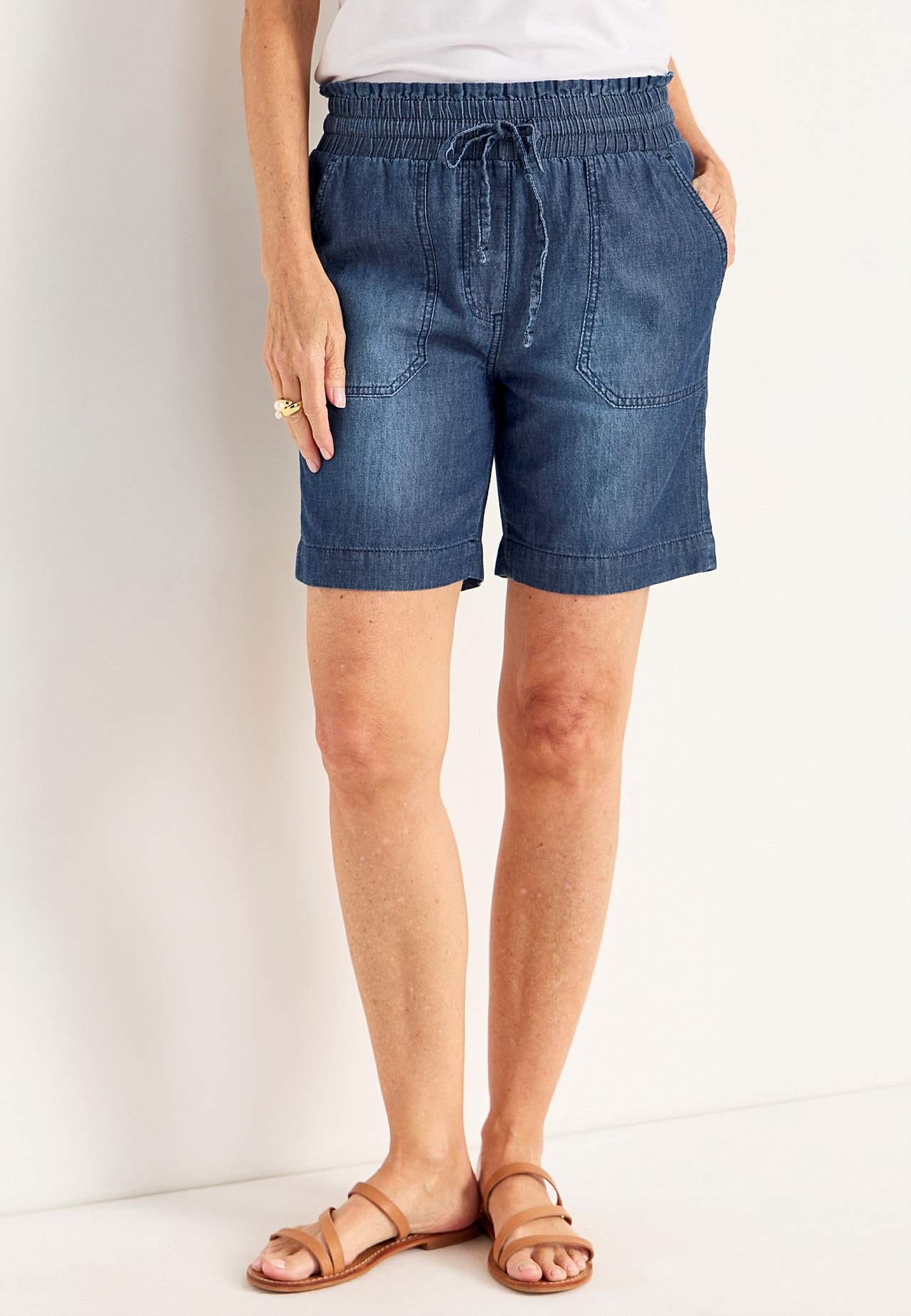 Shorts in washed denim Jade
