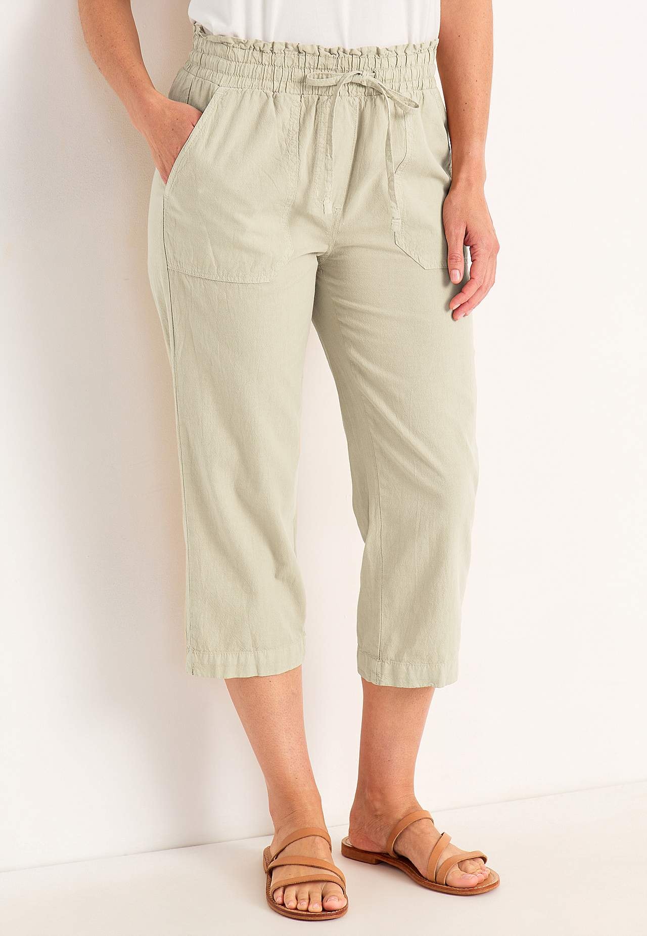 Capri trousers in washed cotton Jade