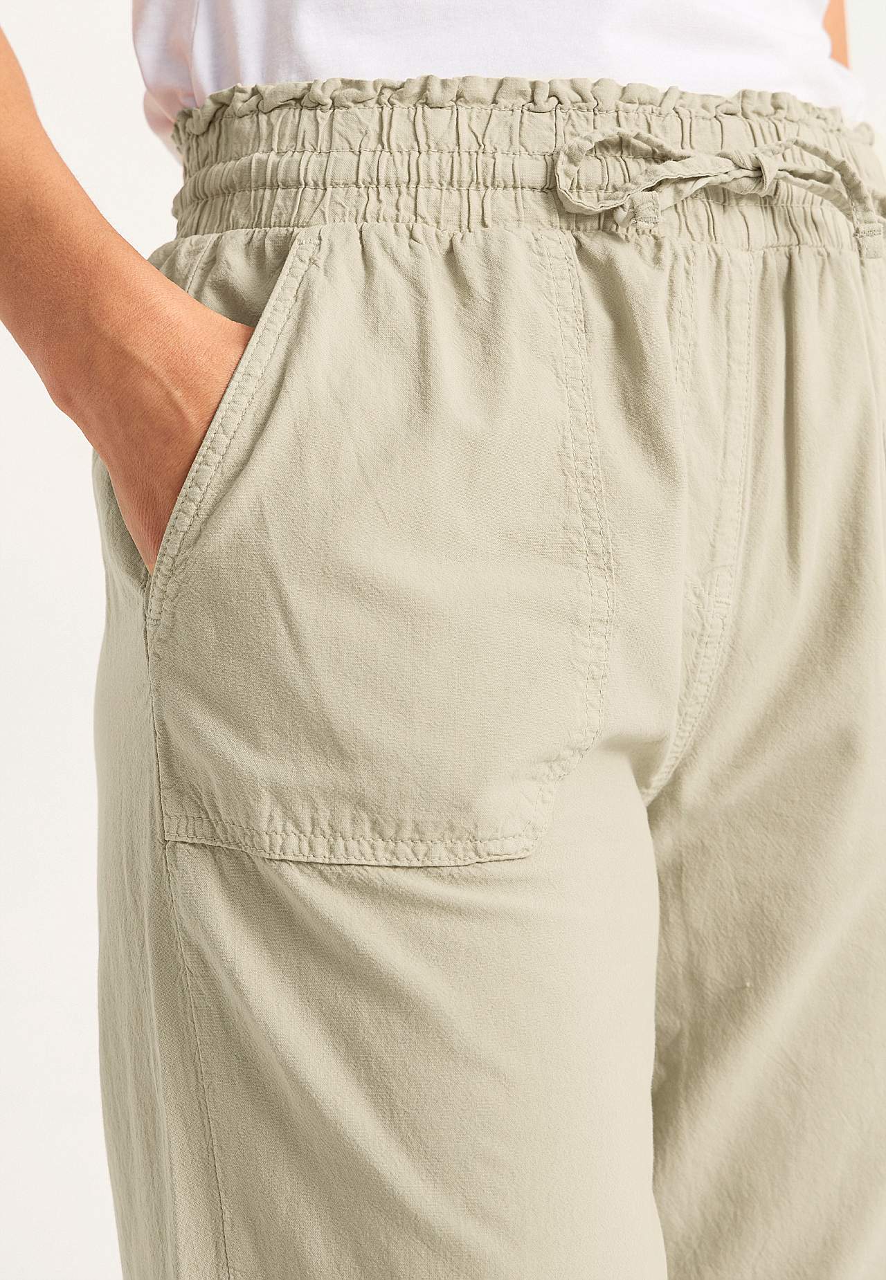 Long trousers in washed cotton