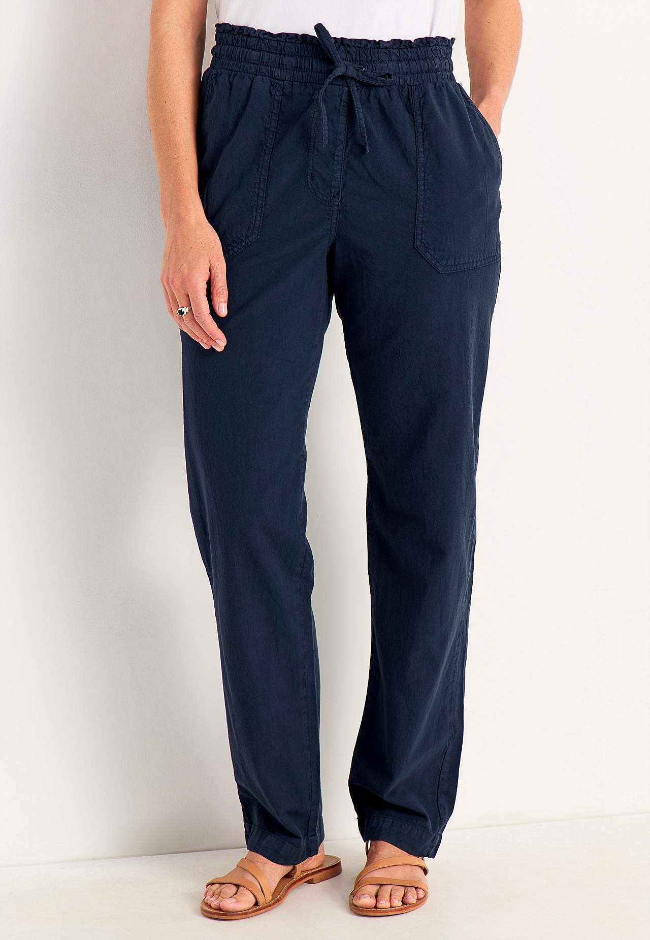 Long trousers in washed cotton