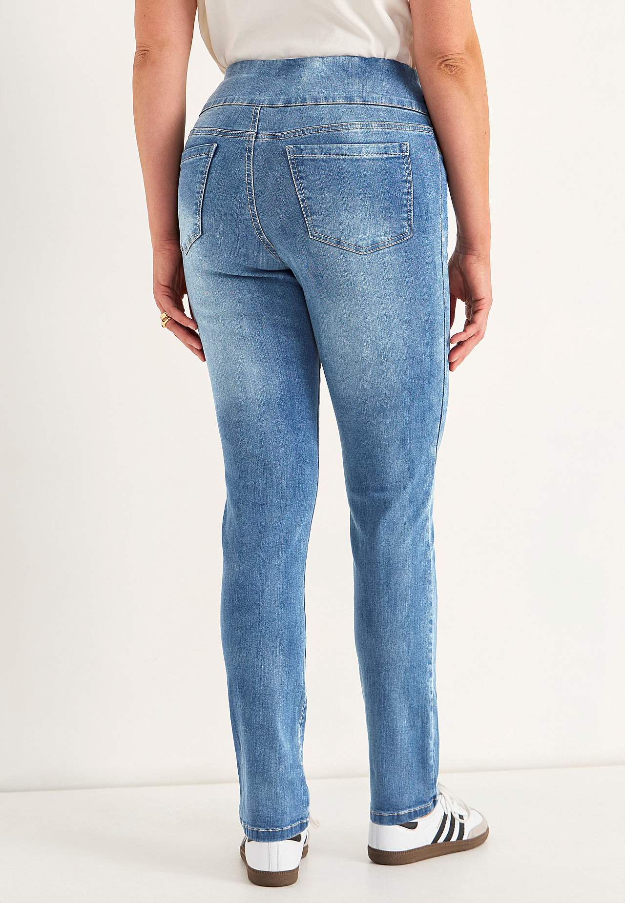 Stretchy jeggings with high elasticized waist Elin