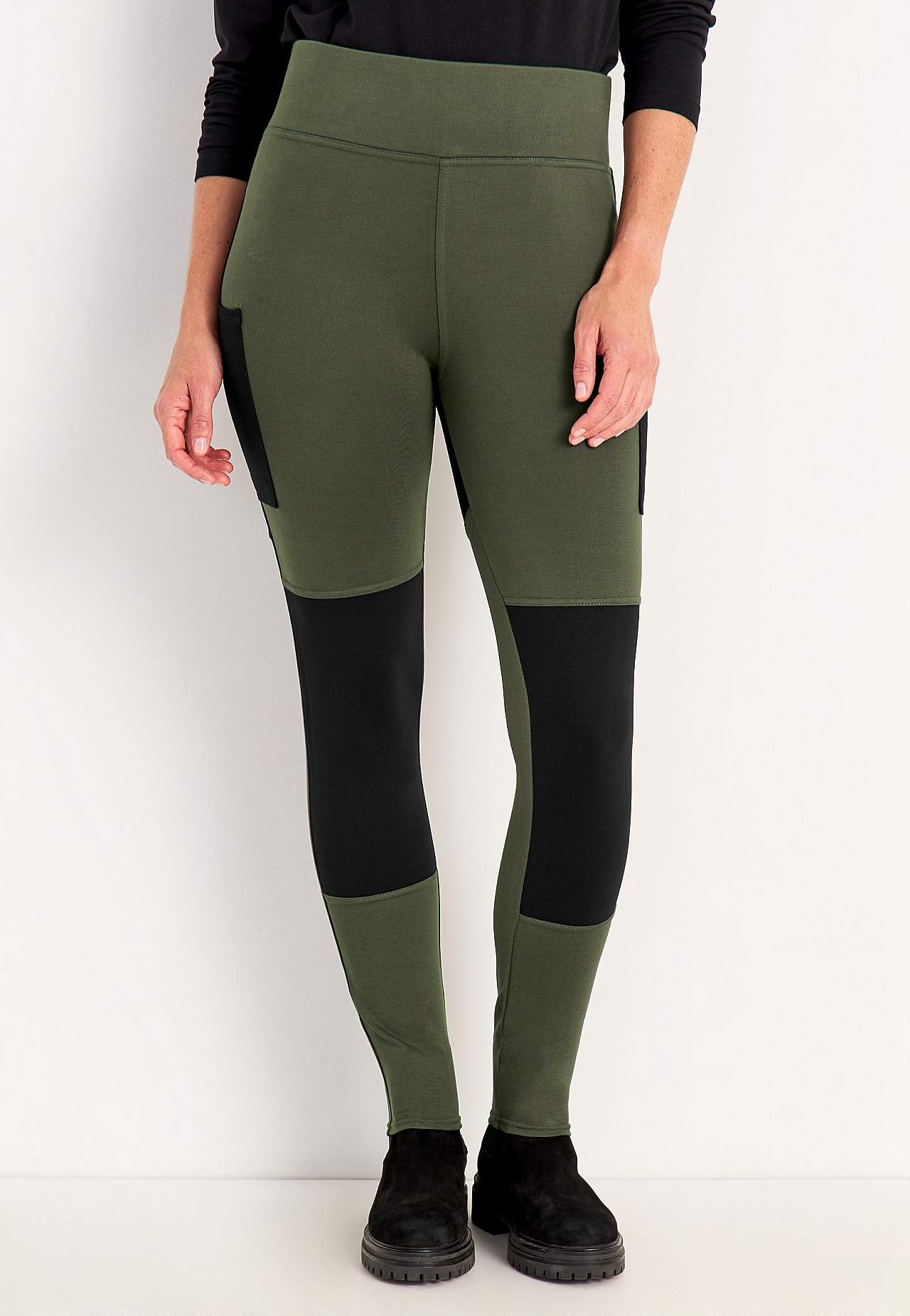Leggings with side pockets