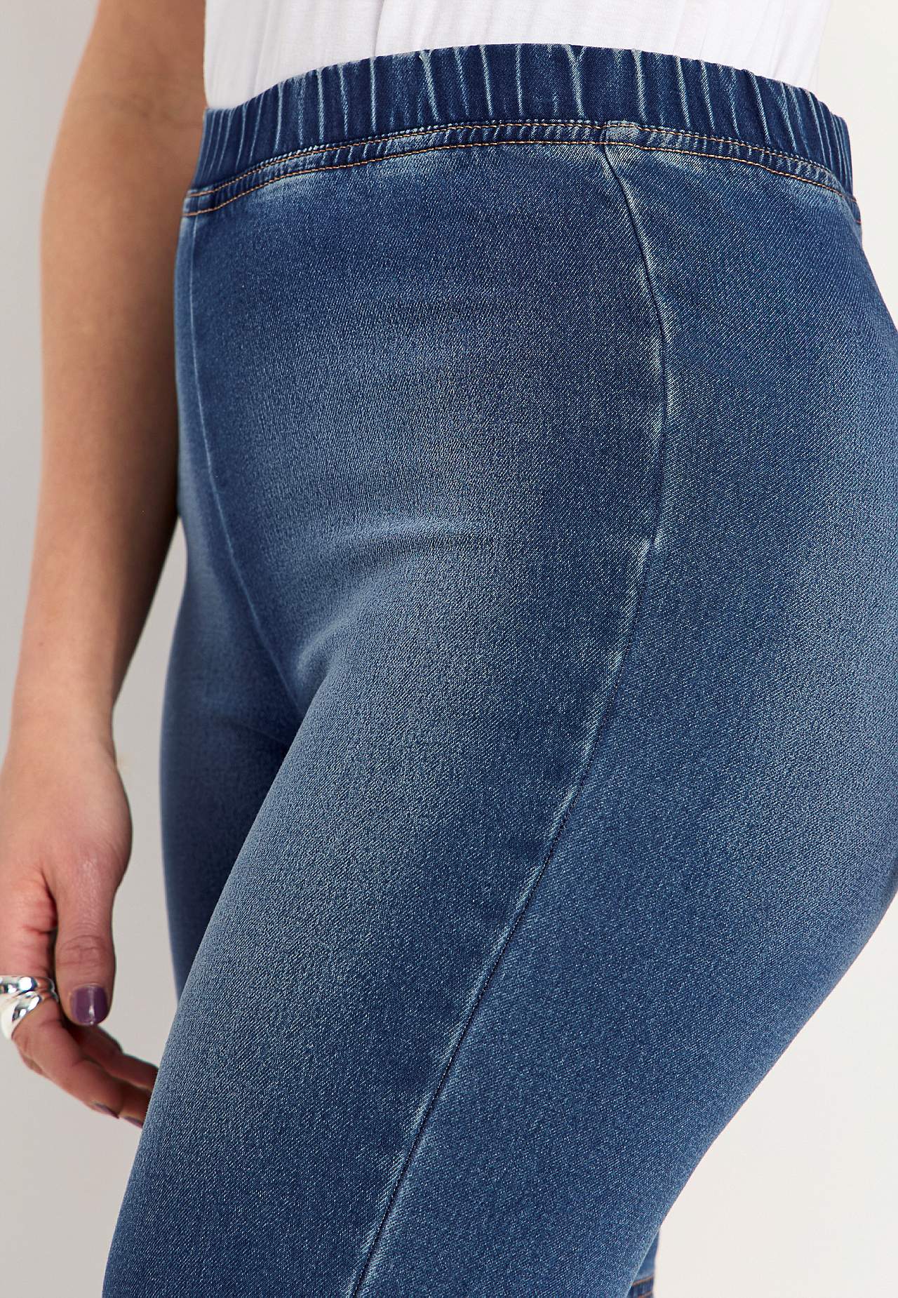 Cycling shorts in denim
