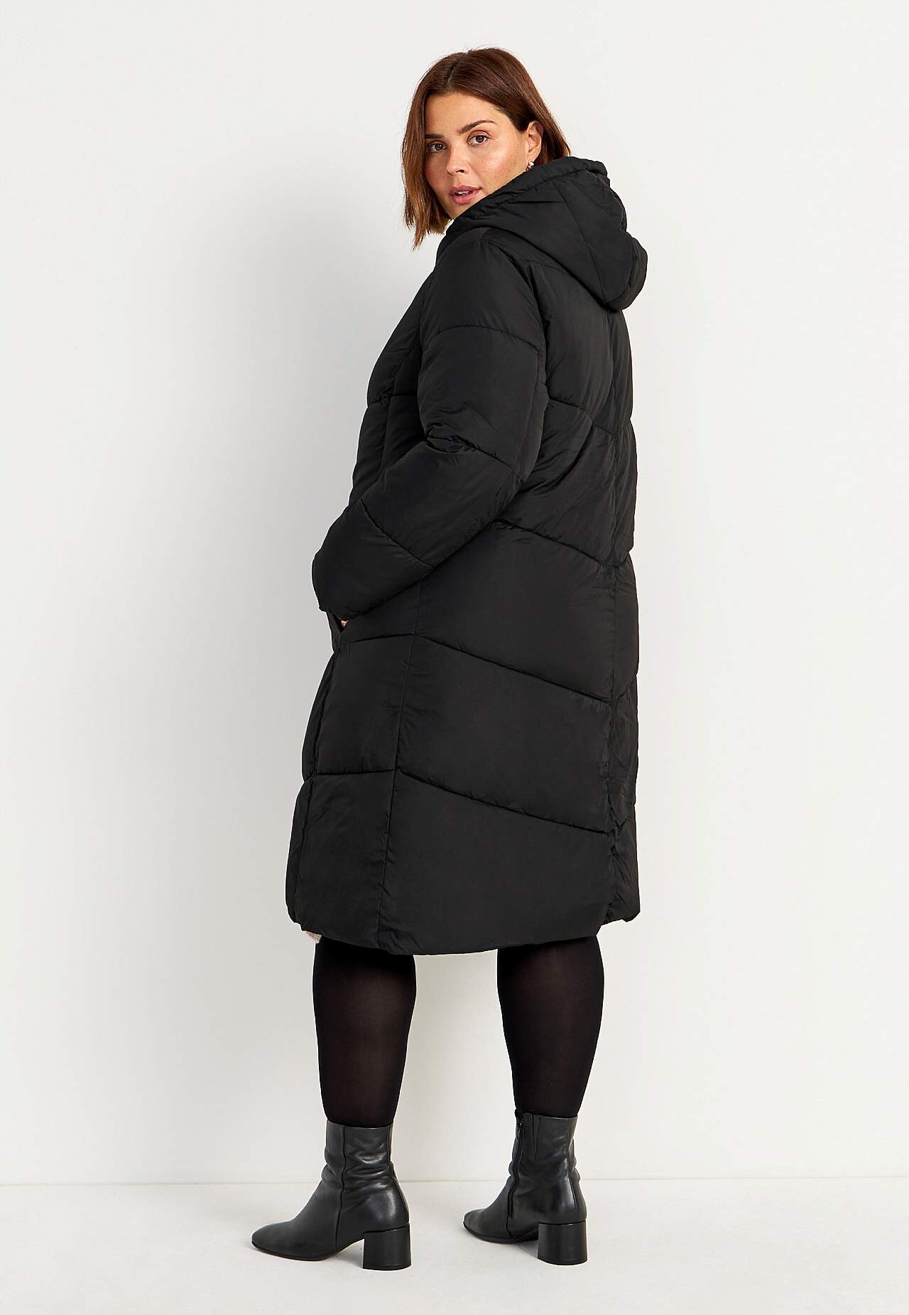 Long coat with fluffy padding