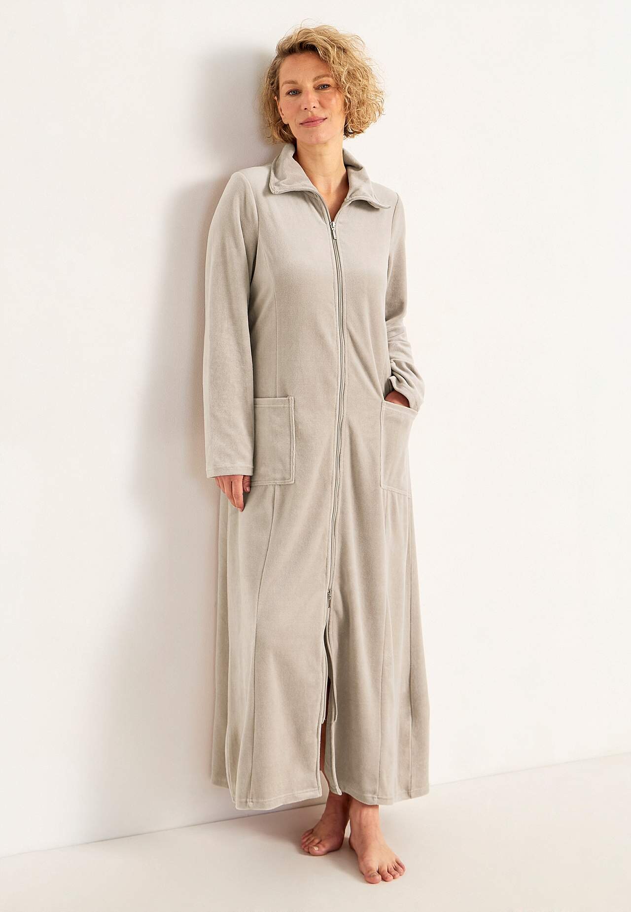 Velour, long robe