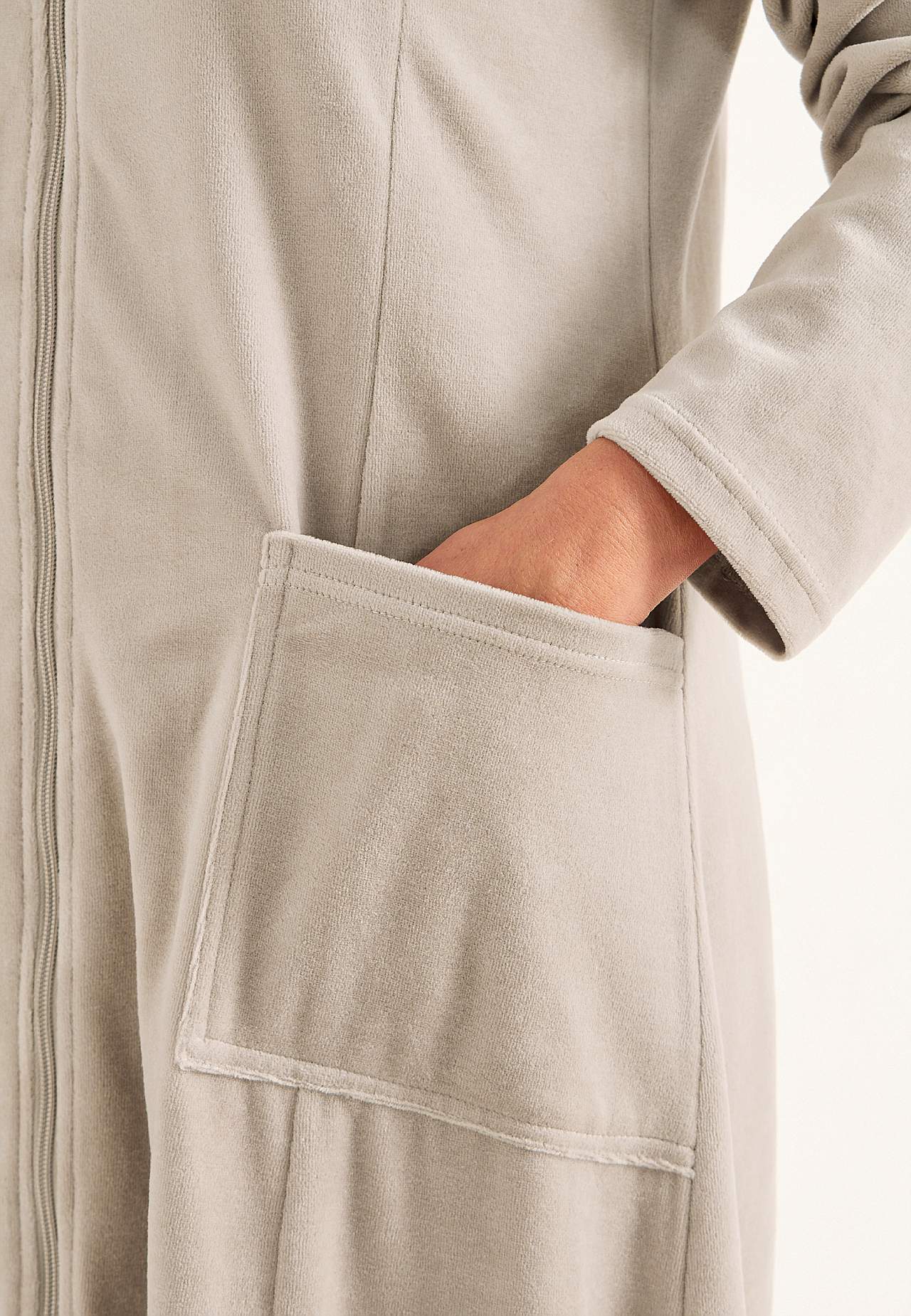 Velour, long robe