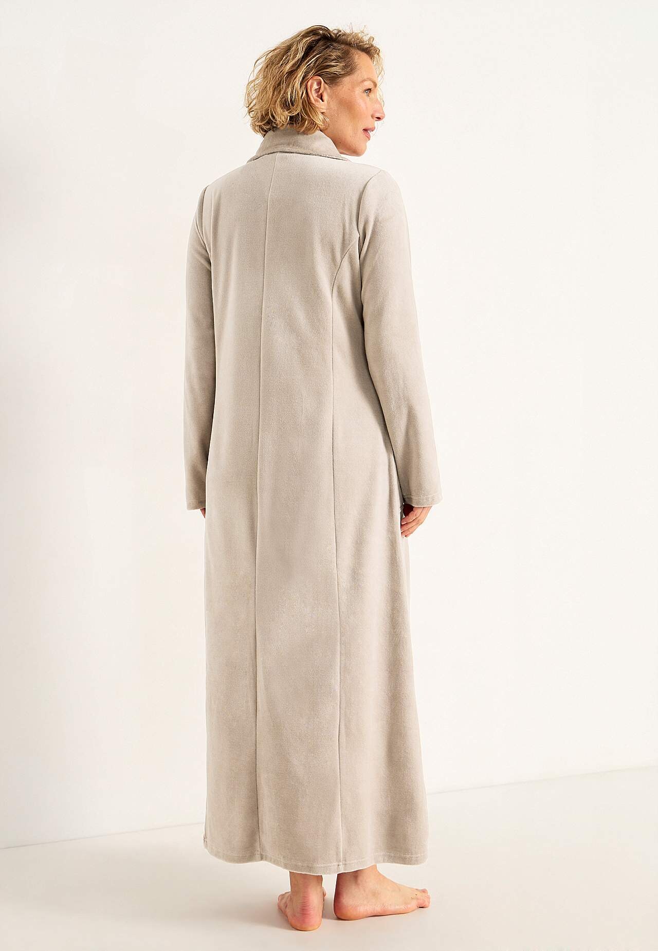 Velour, long robe